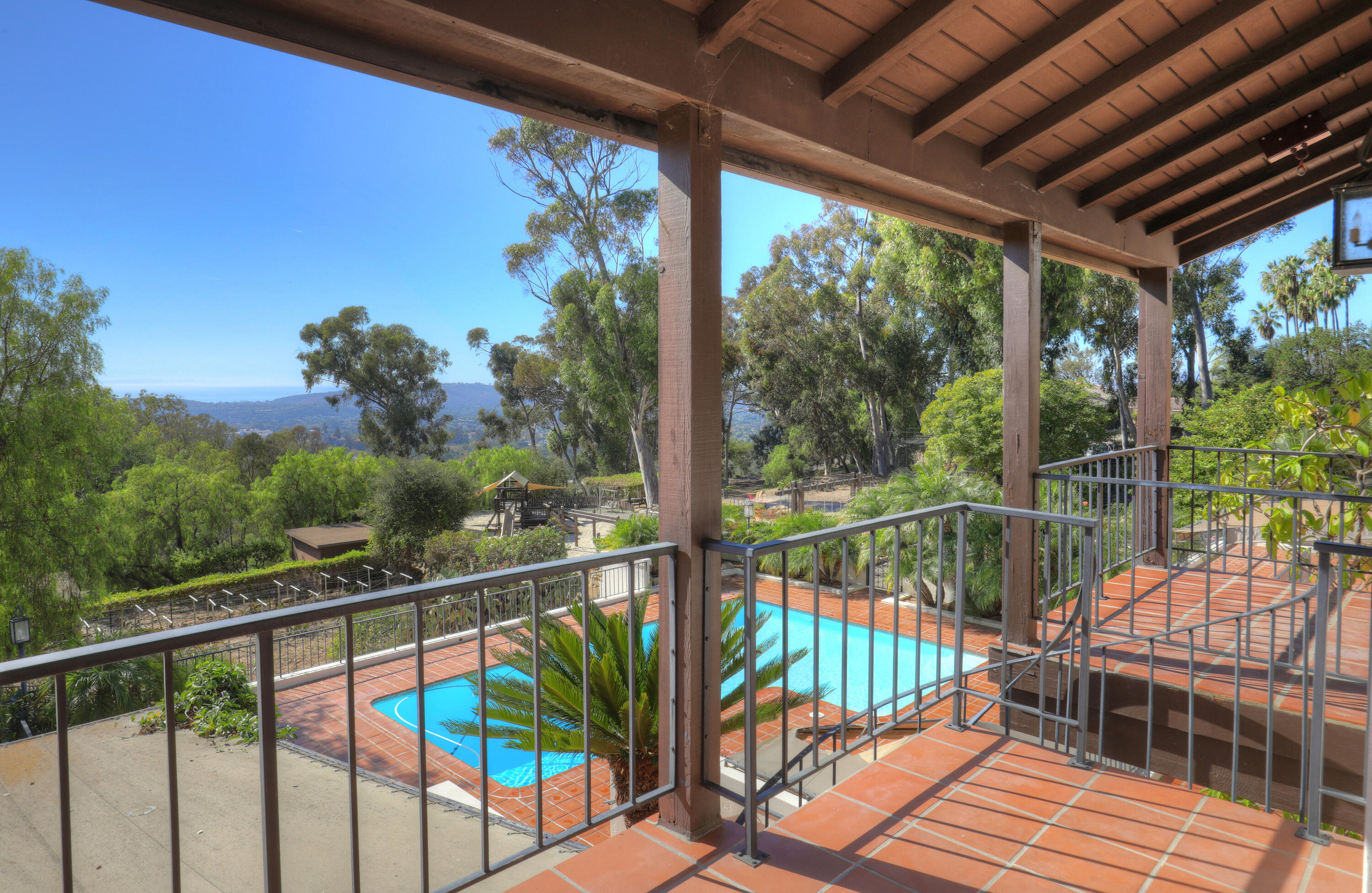 2360 Foothill Road