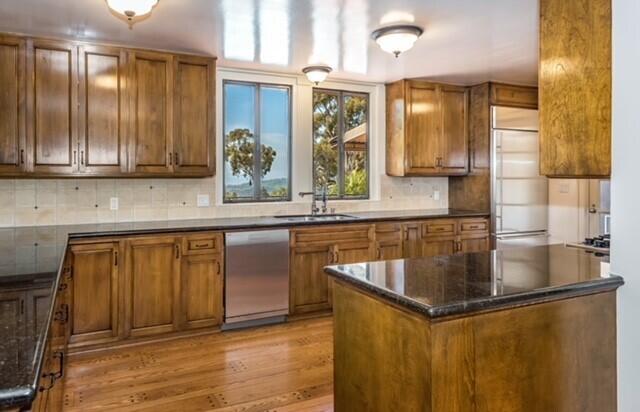 2360 Foothill Road