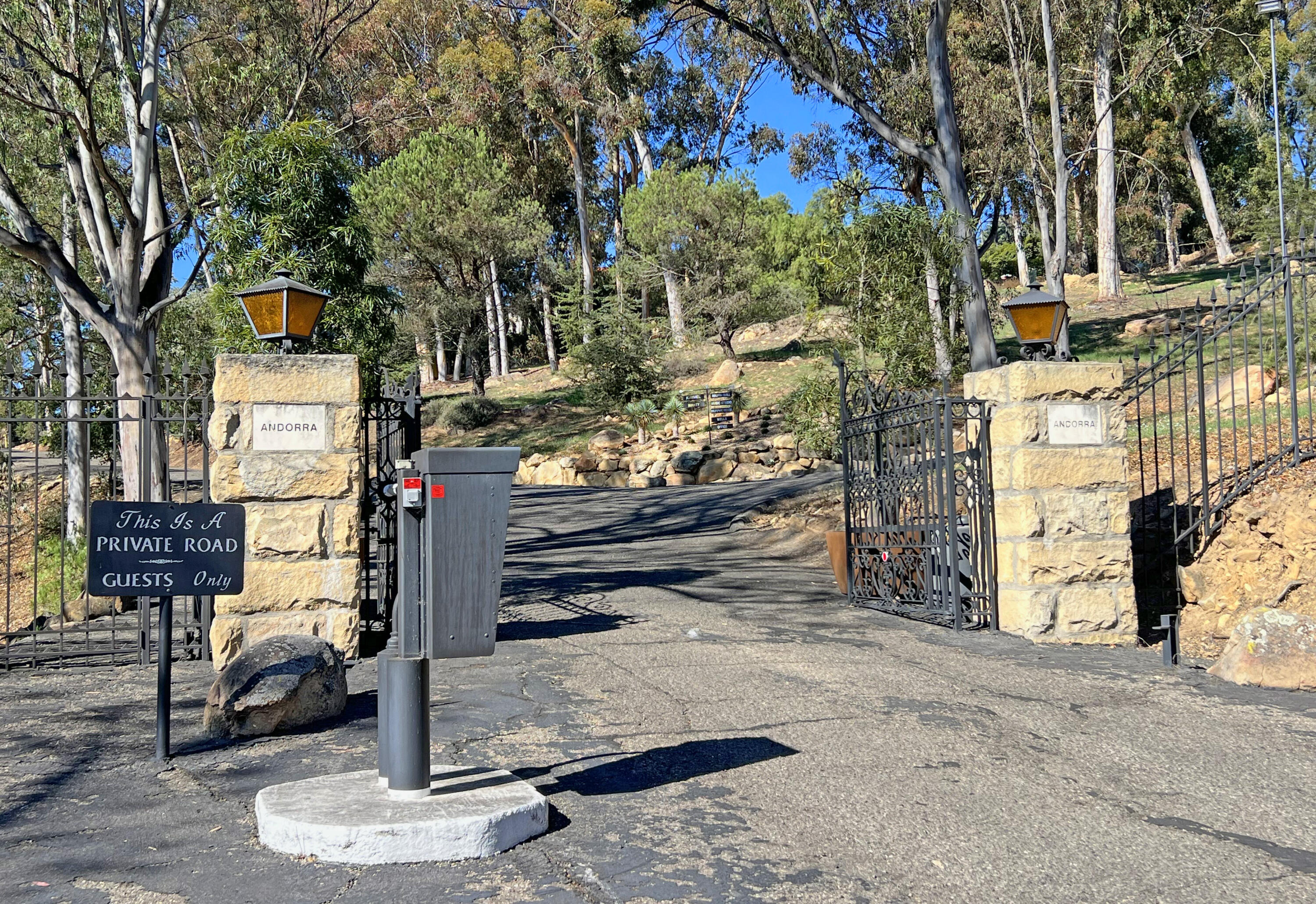 2360 Foothill Road