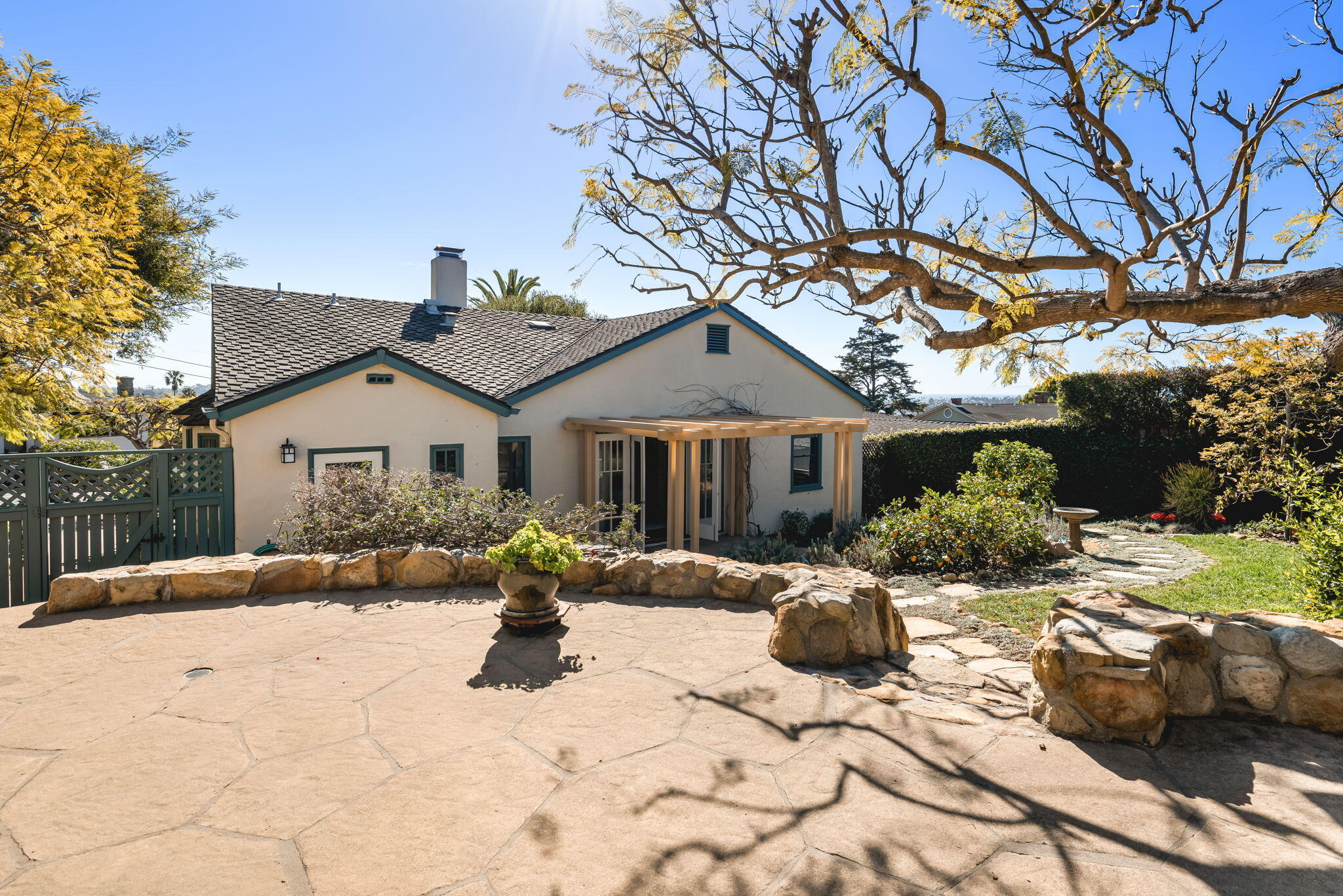 955 Garcia Road
