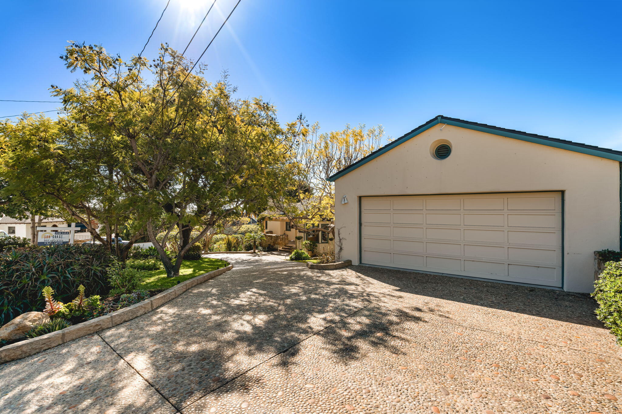 955 Garcia Road