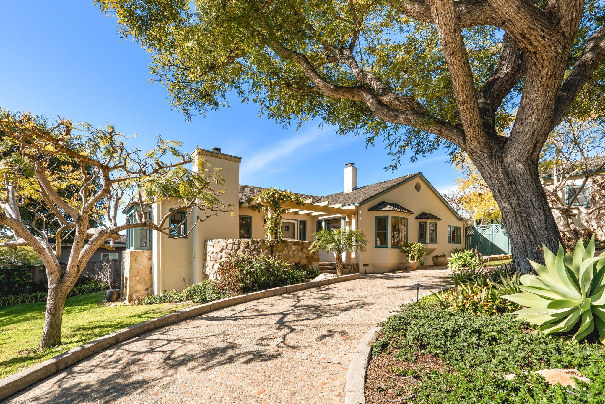 955 Garcia Road