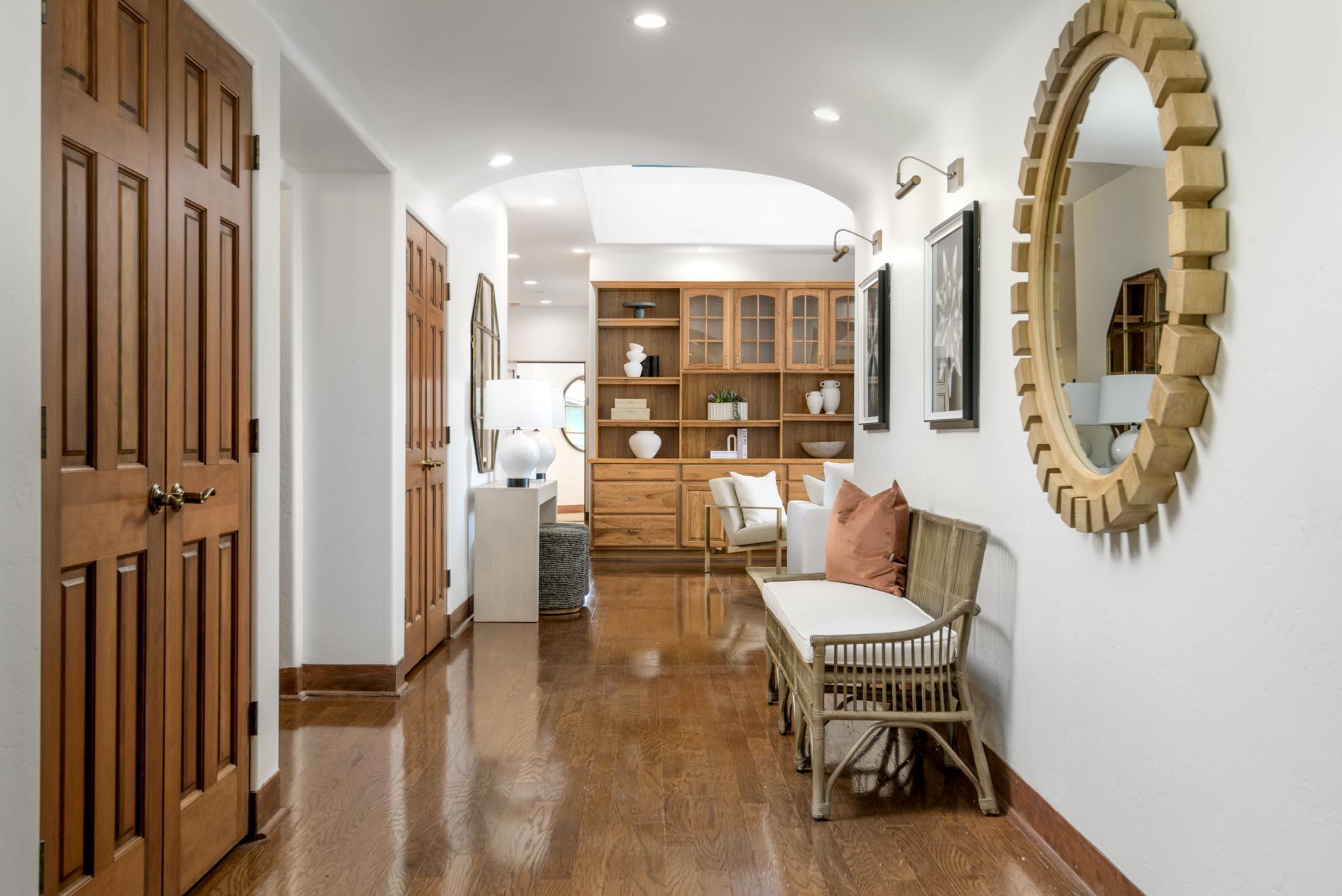 7 E Arrellaga Street