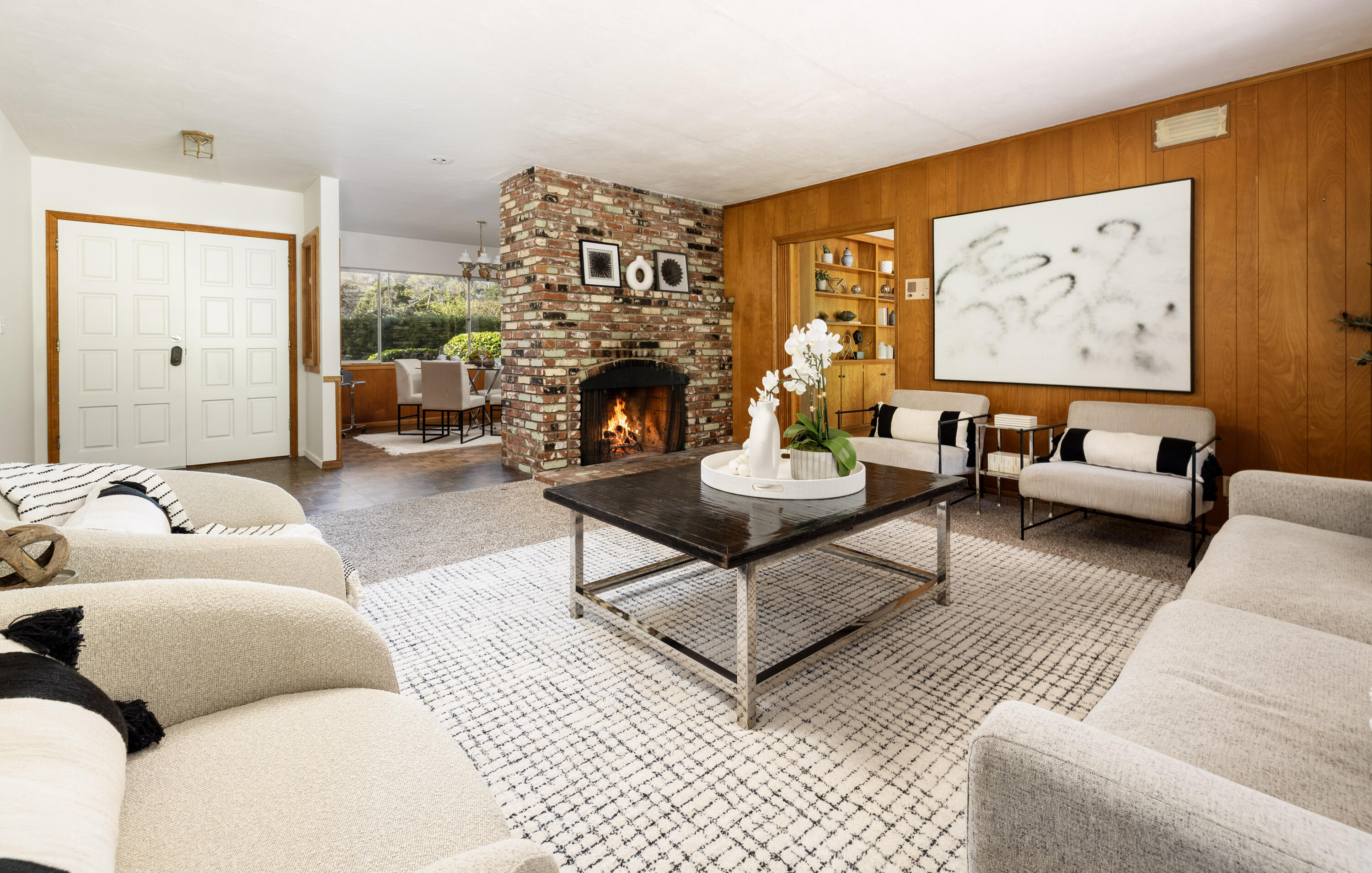 733 Woodland Drive