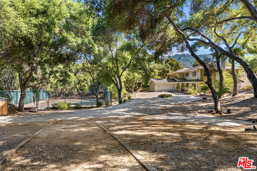 730 Crater Camp Dr