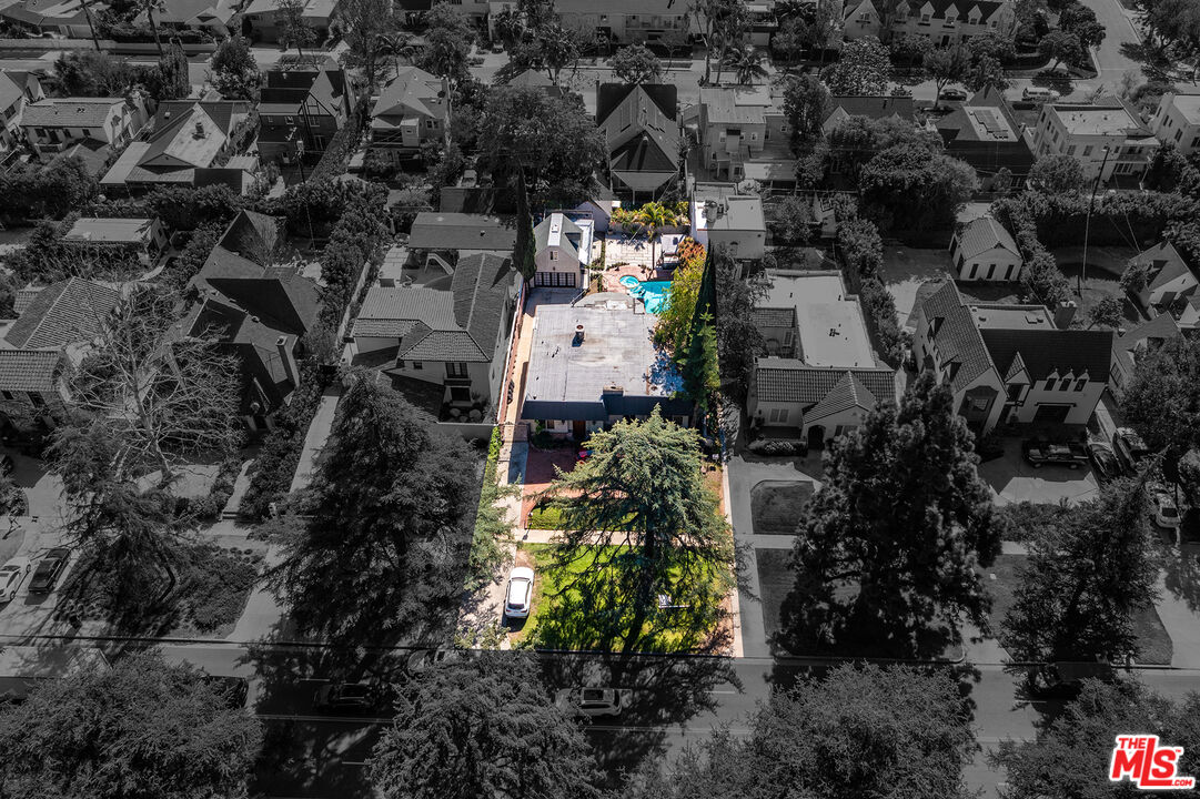 5006 Los Feliz Blvd