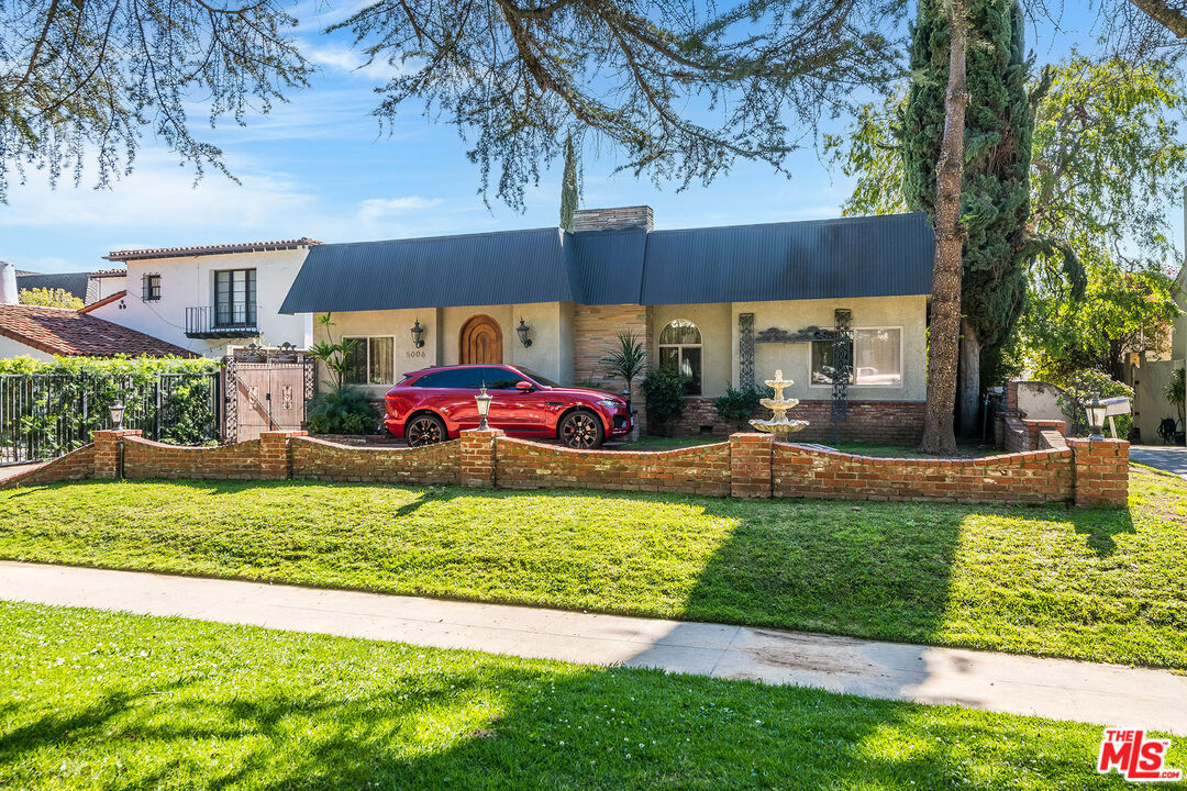 5006 Los Feliz Blvd