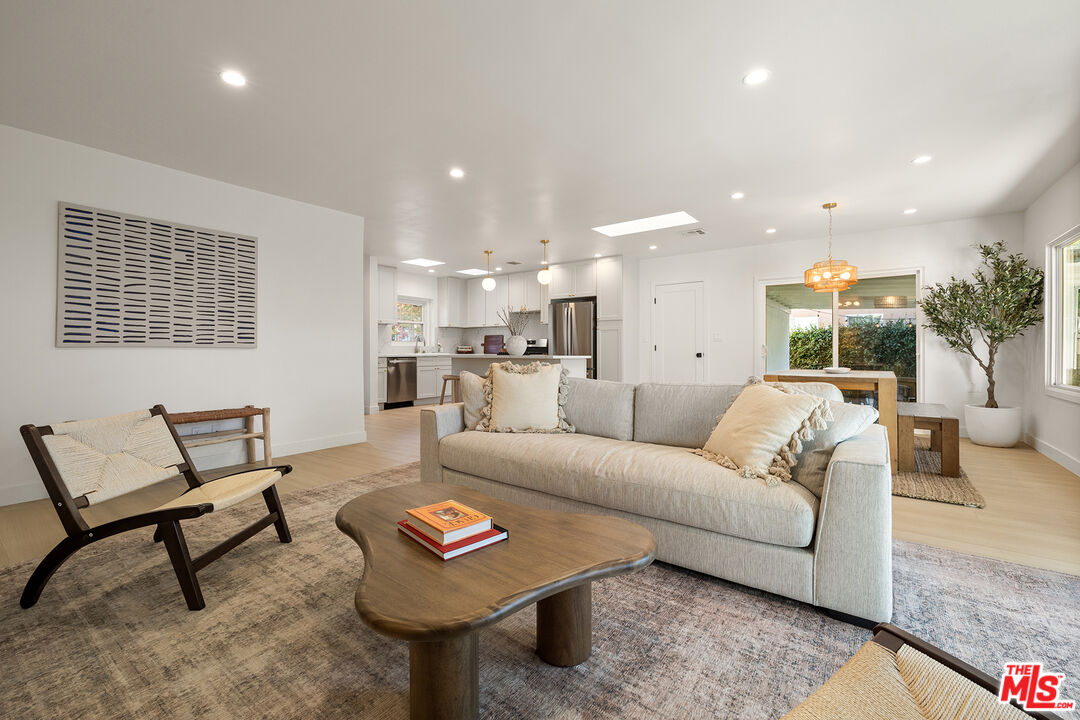 23649 Emelita St