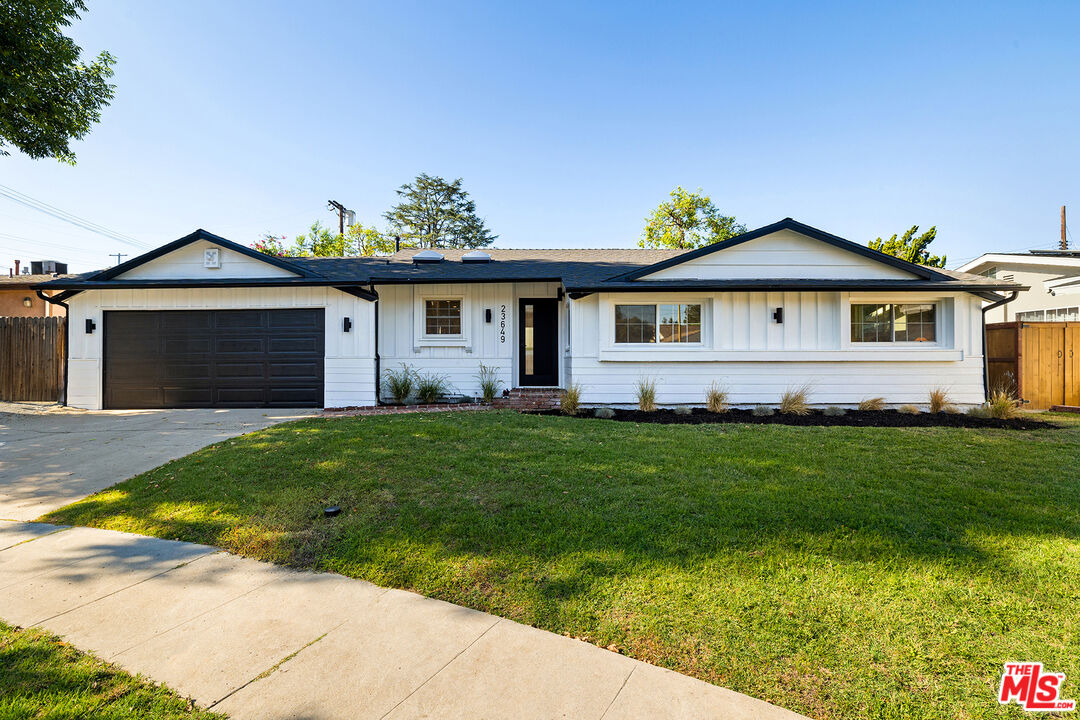 23649 Emelita St