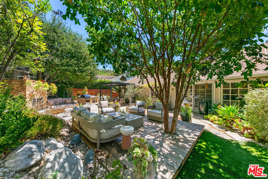 3644 Goodland Ave