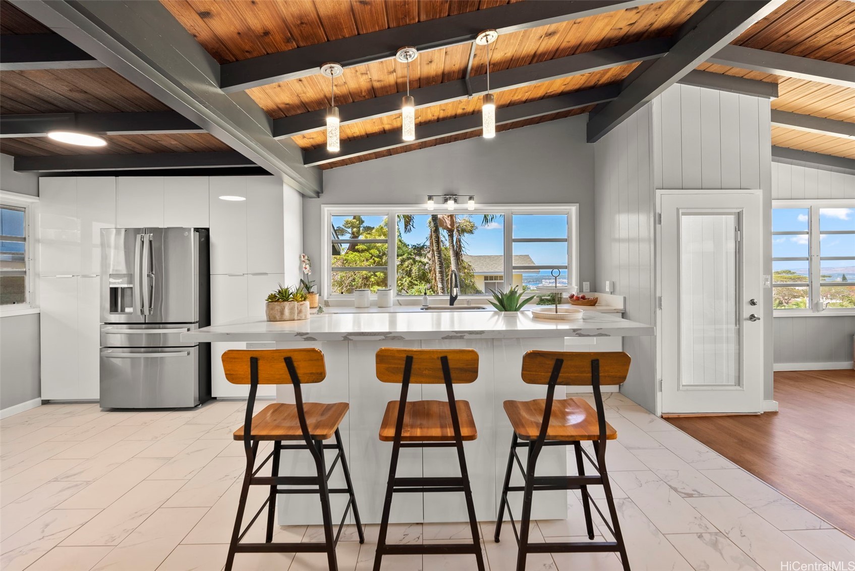 99-1623 Analio Place