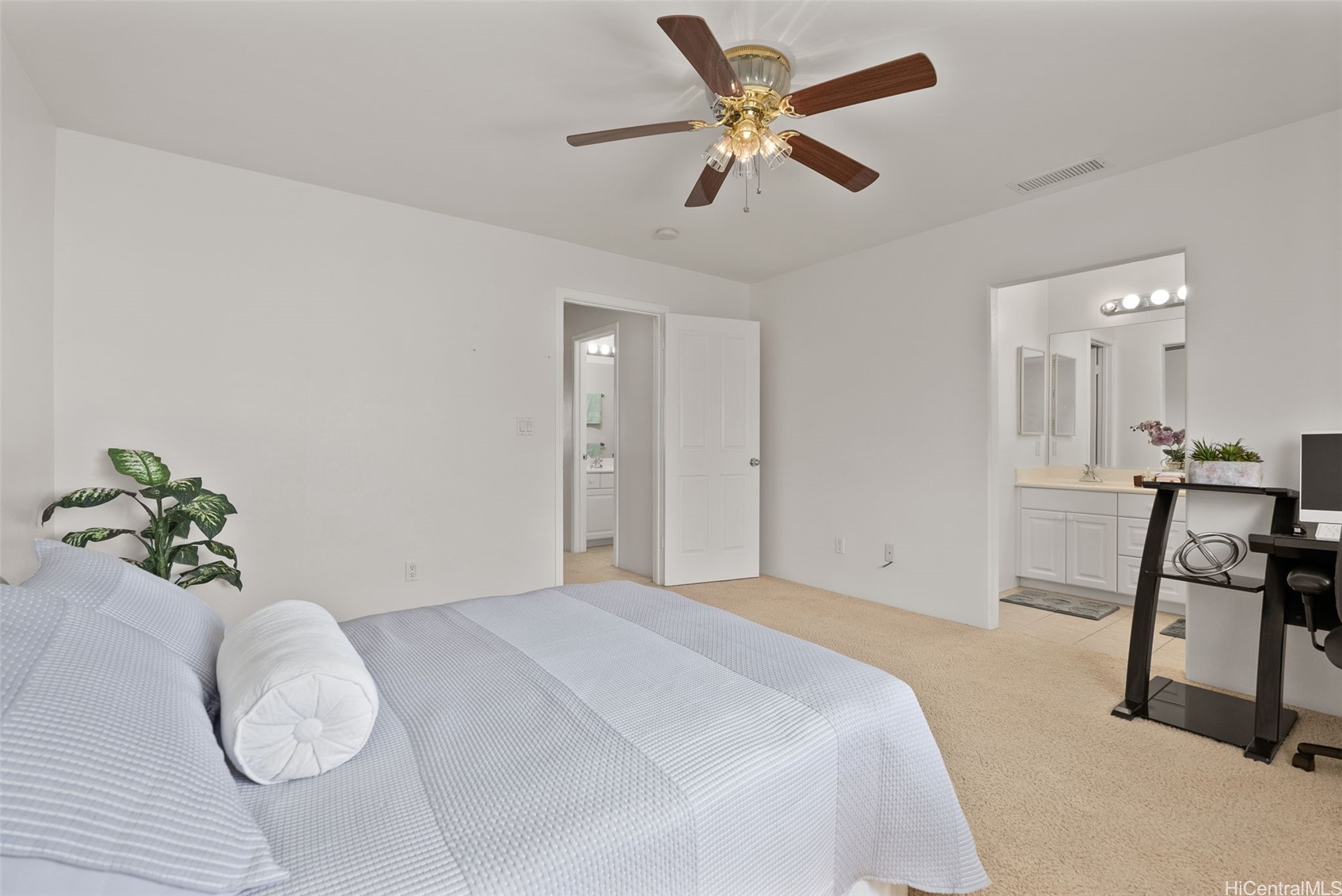 91-2083 Kaioli Street 1303