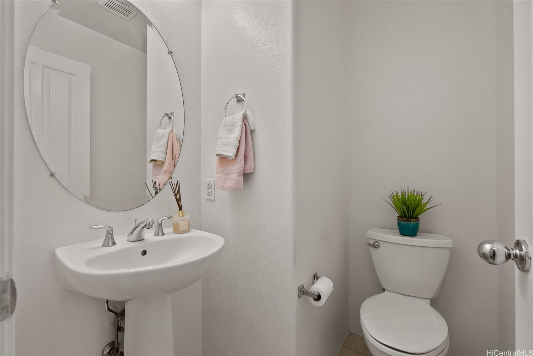 91-2083 Kaioli Street 1303