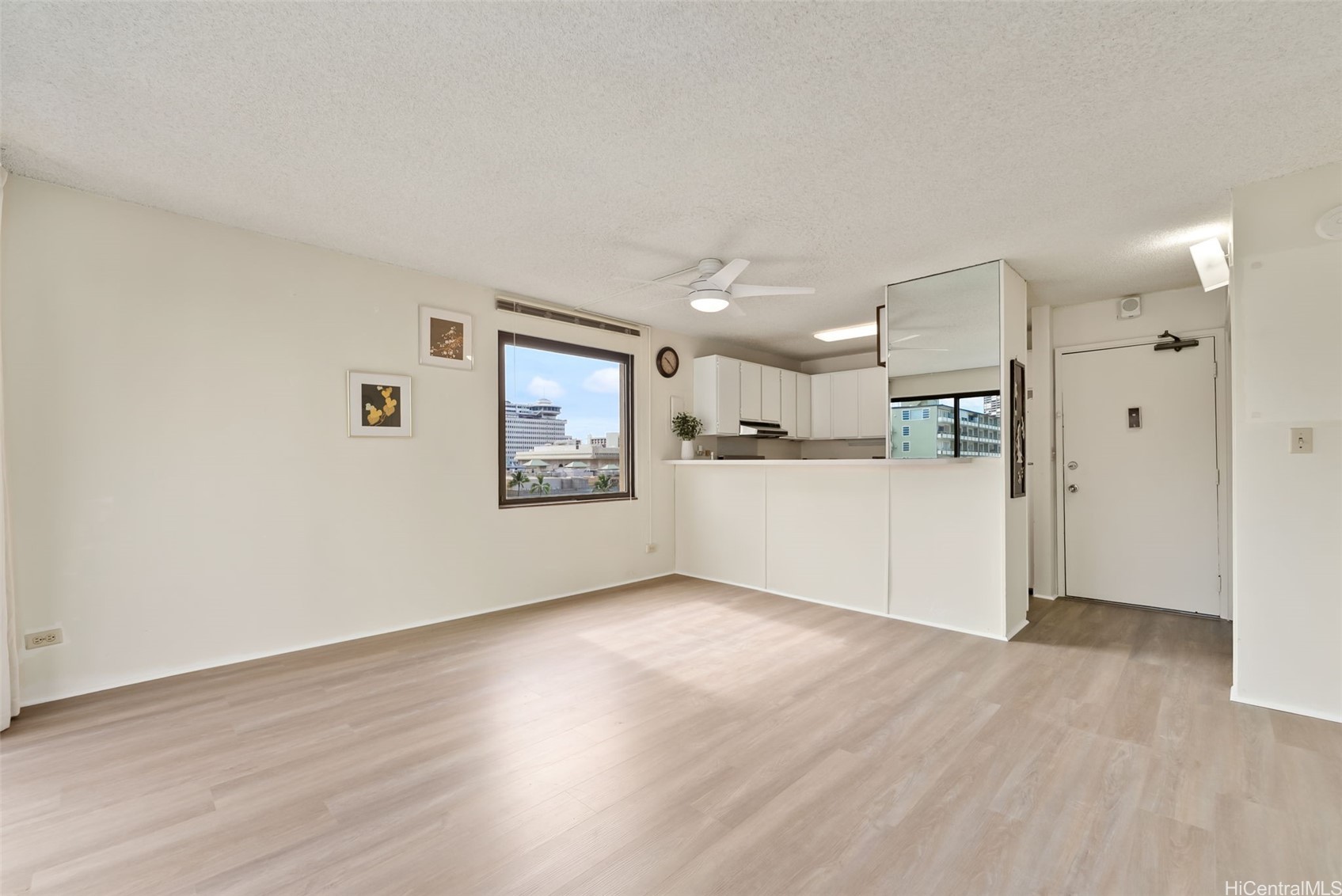 2140 Kuhio Avenue 801