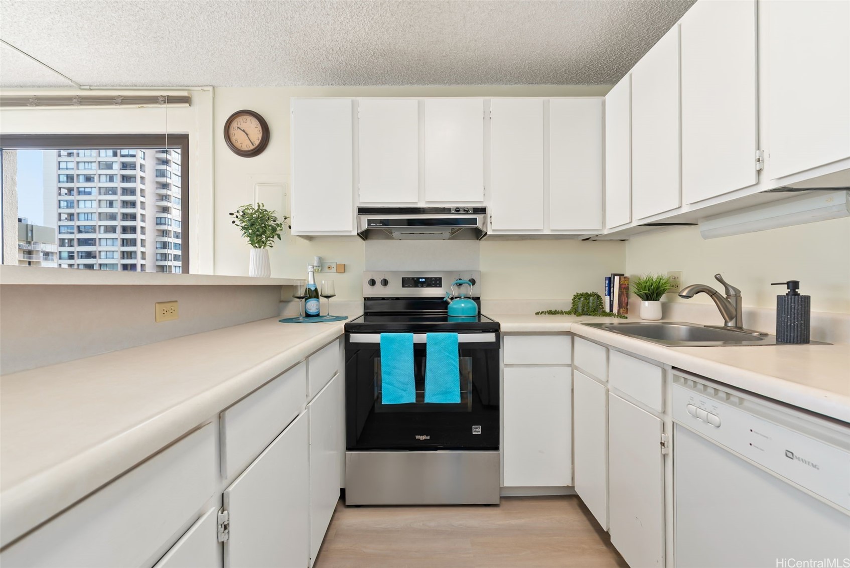 2140 Kuhio Avenue 801