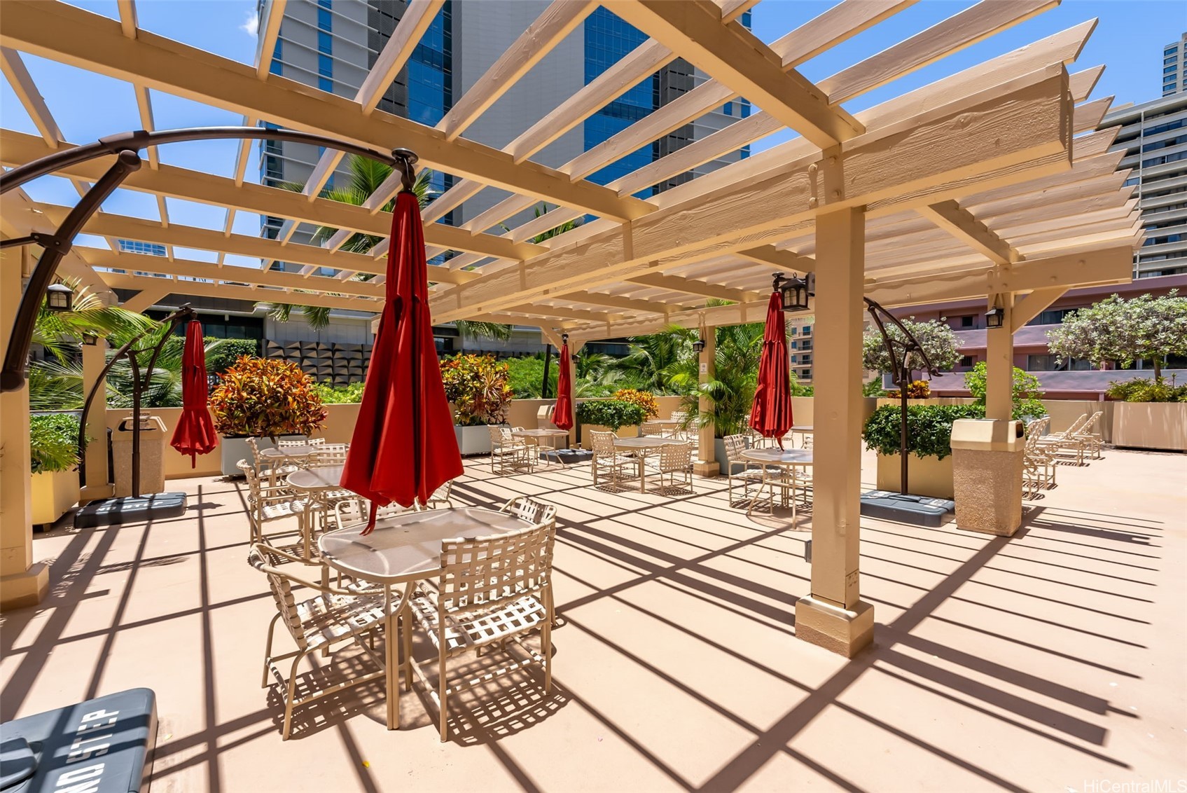 2140 Kuhio Avenue 801