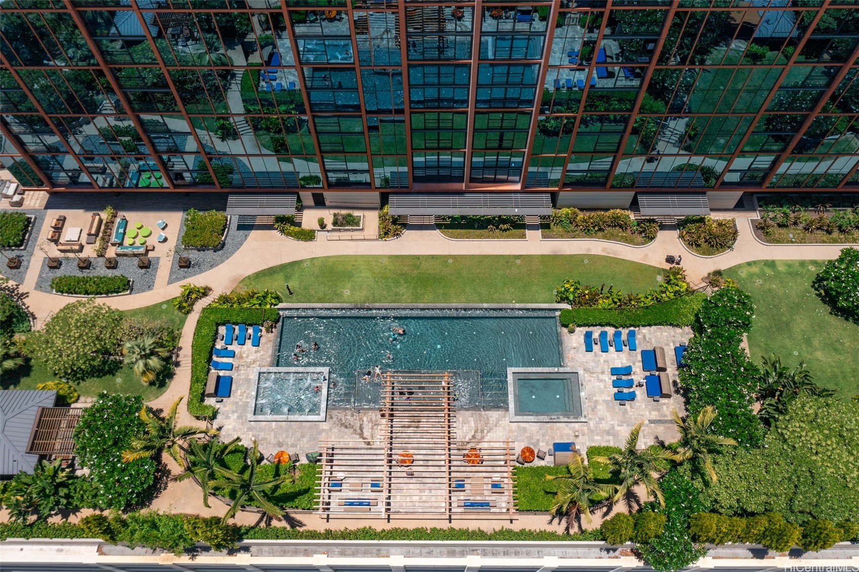 1555 Kapiolani Boulevard 900