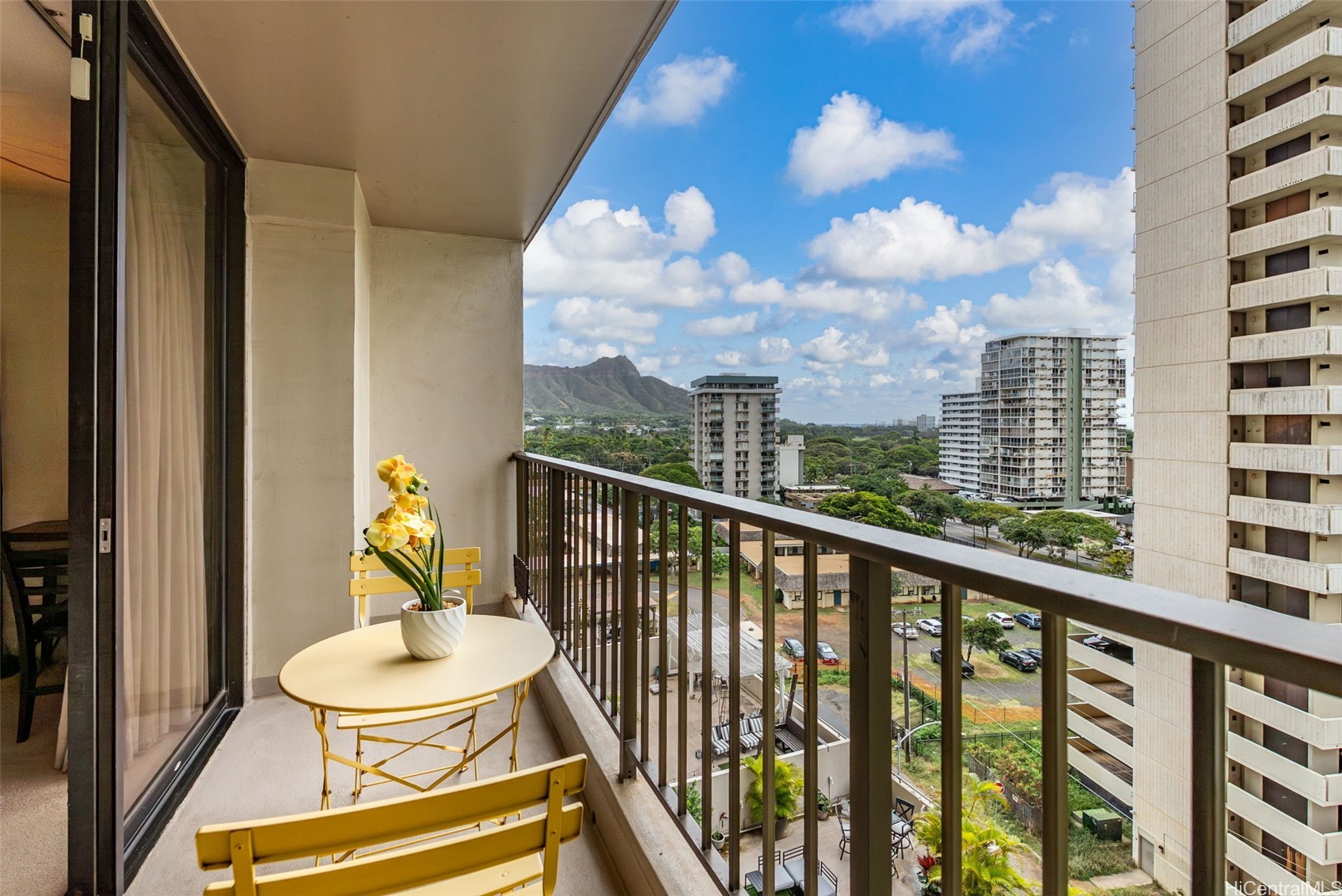 229 Paoakalani Avenue 1008 Honolulu HI