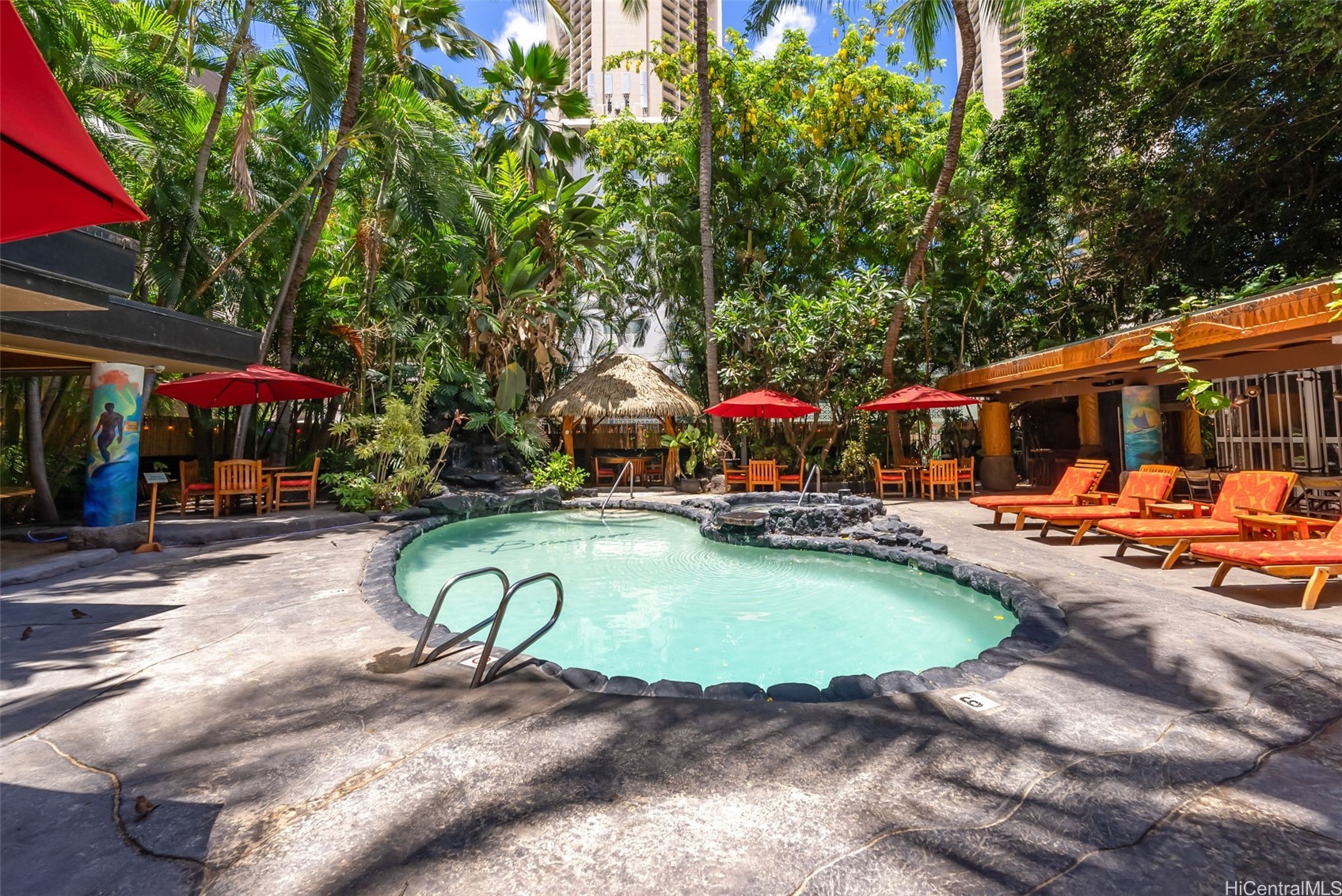 2425 Kuhio Avenue 703
