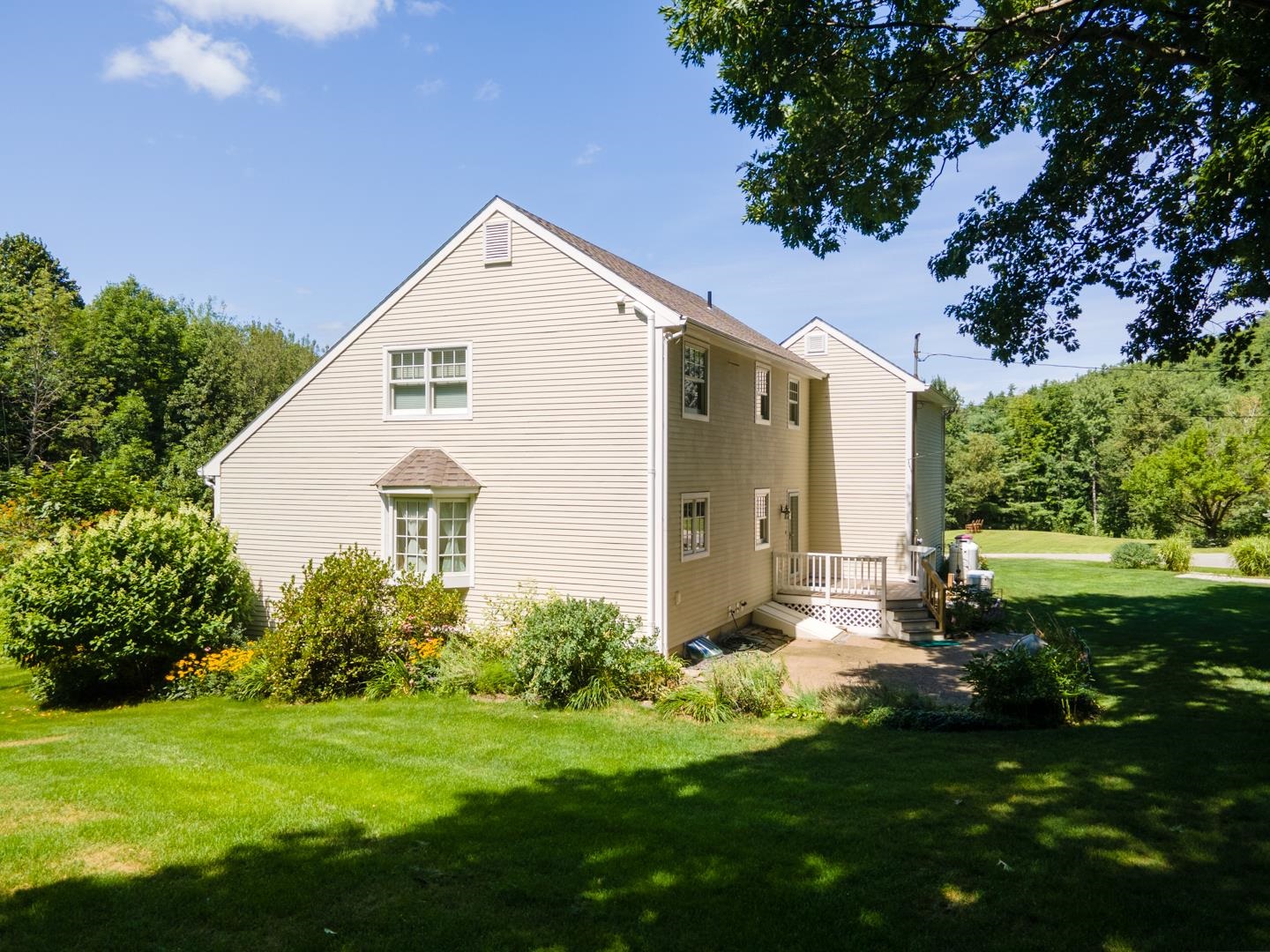 932 Cherry Valley Road