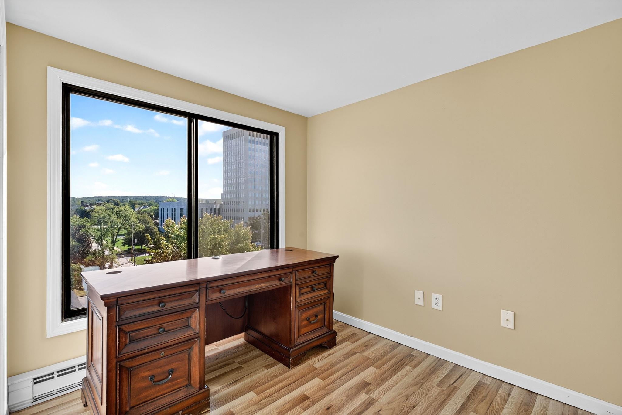 55 River Road Unit: 7G