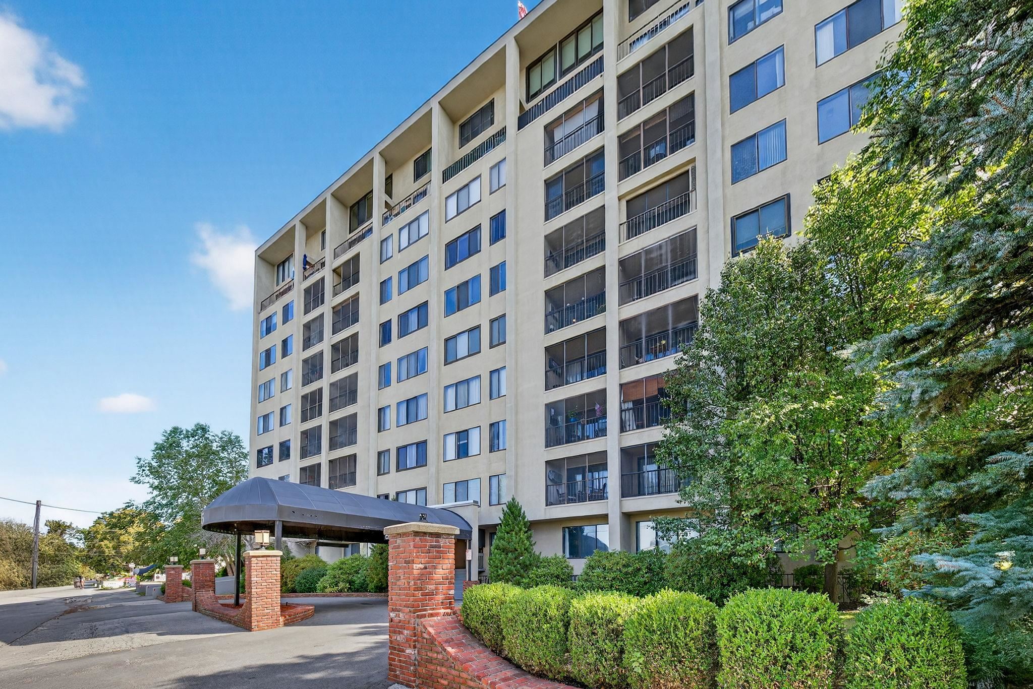 55 River Road Unit: 7G