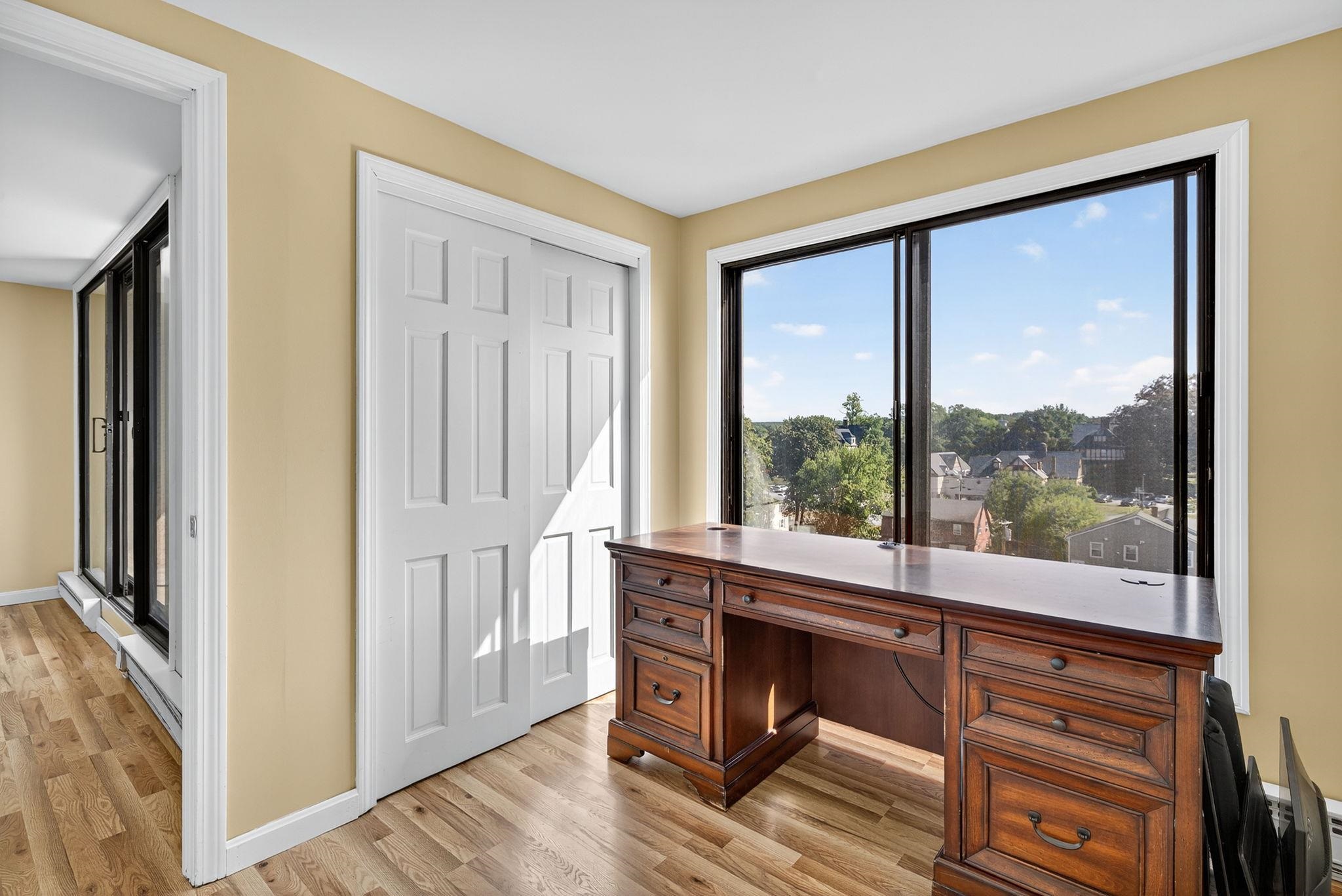 55 River Road Unit: 7G
