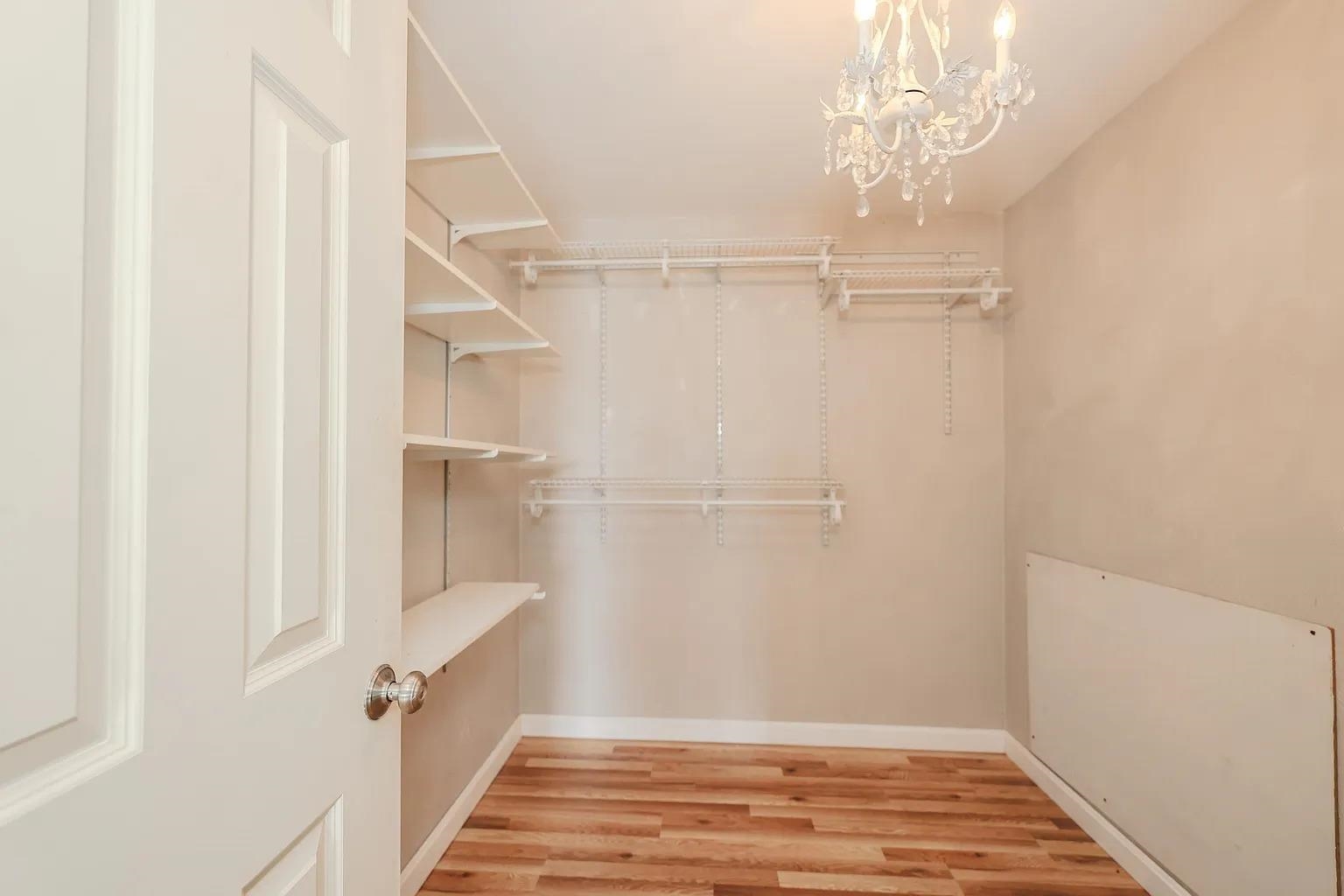 55 River Road Unit: 7G