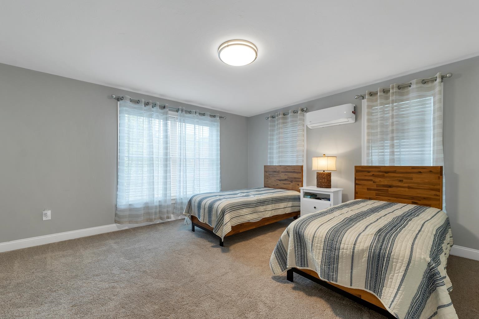 5 Sweetbrier Way
