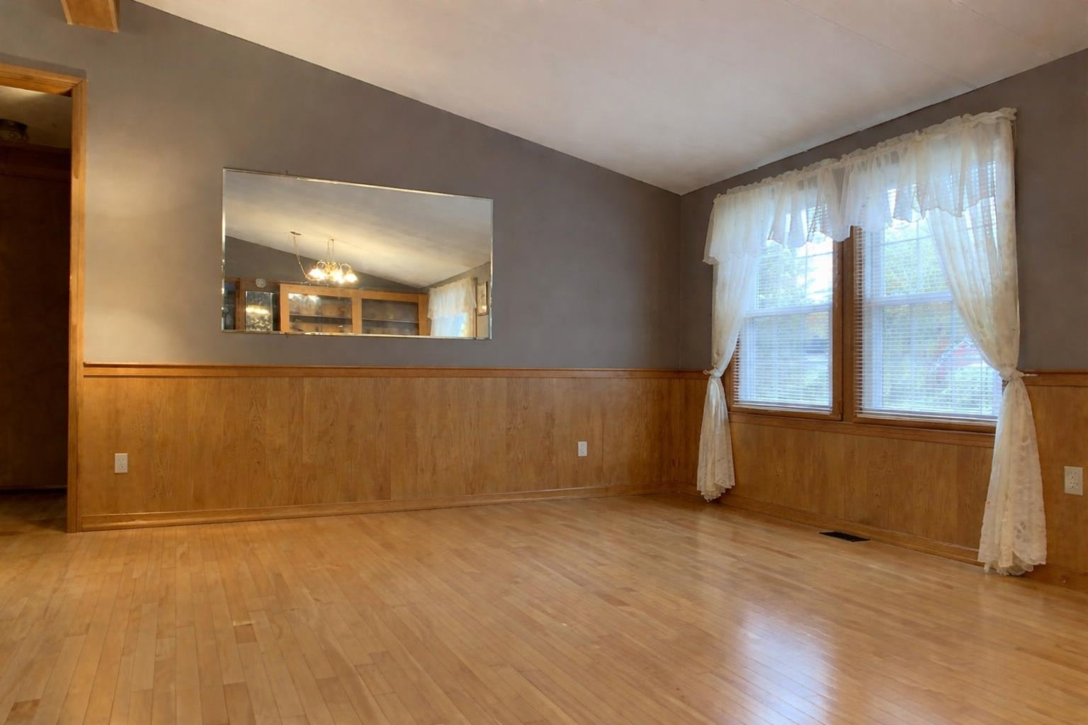 5 Brookside Drive