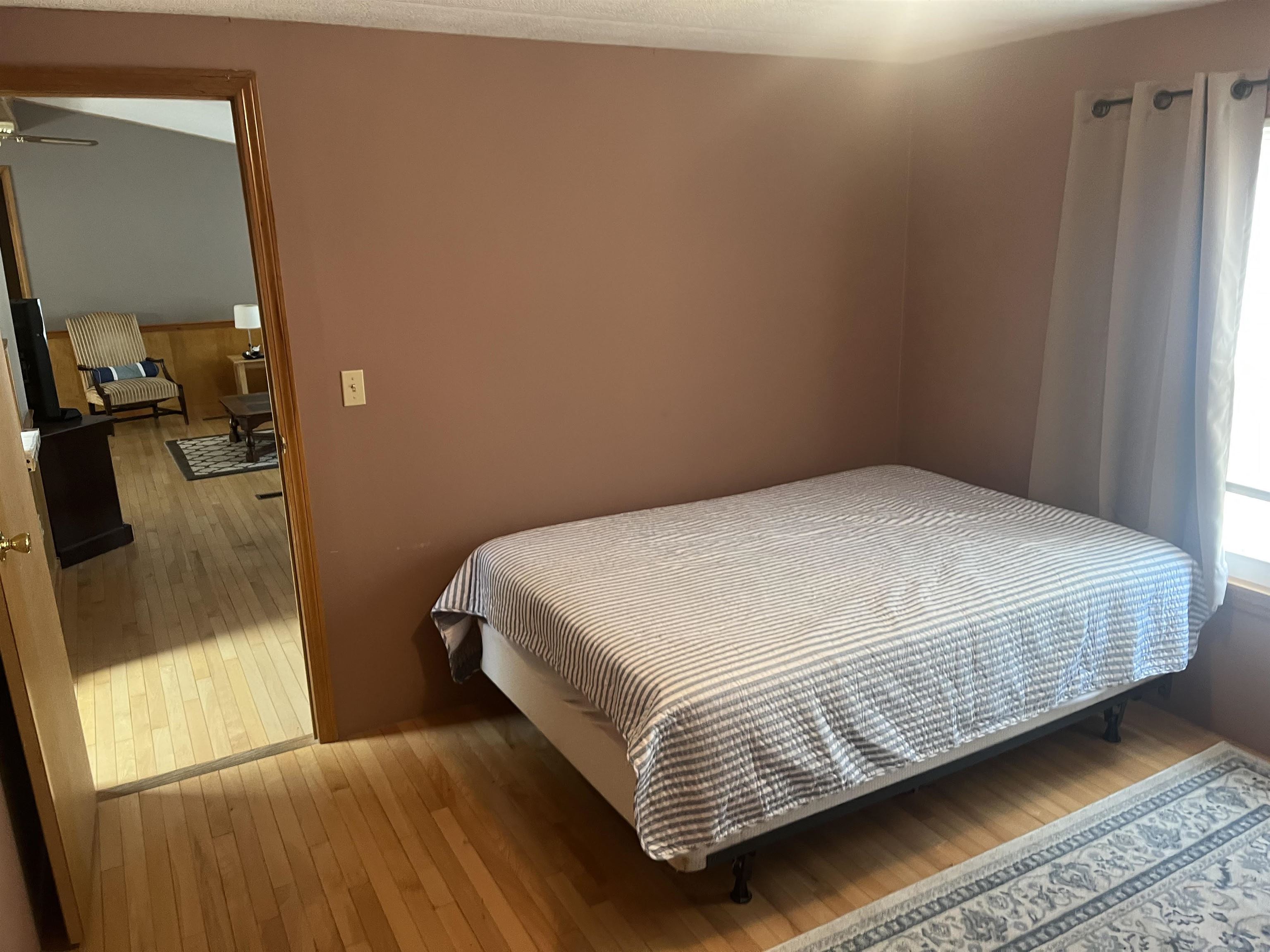 5 Brookside Drive