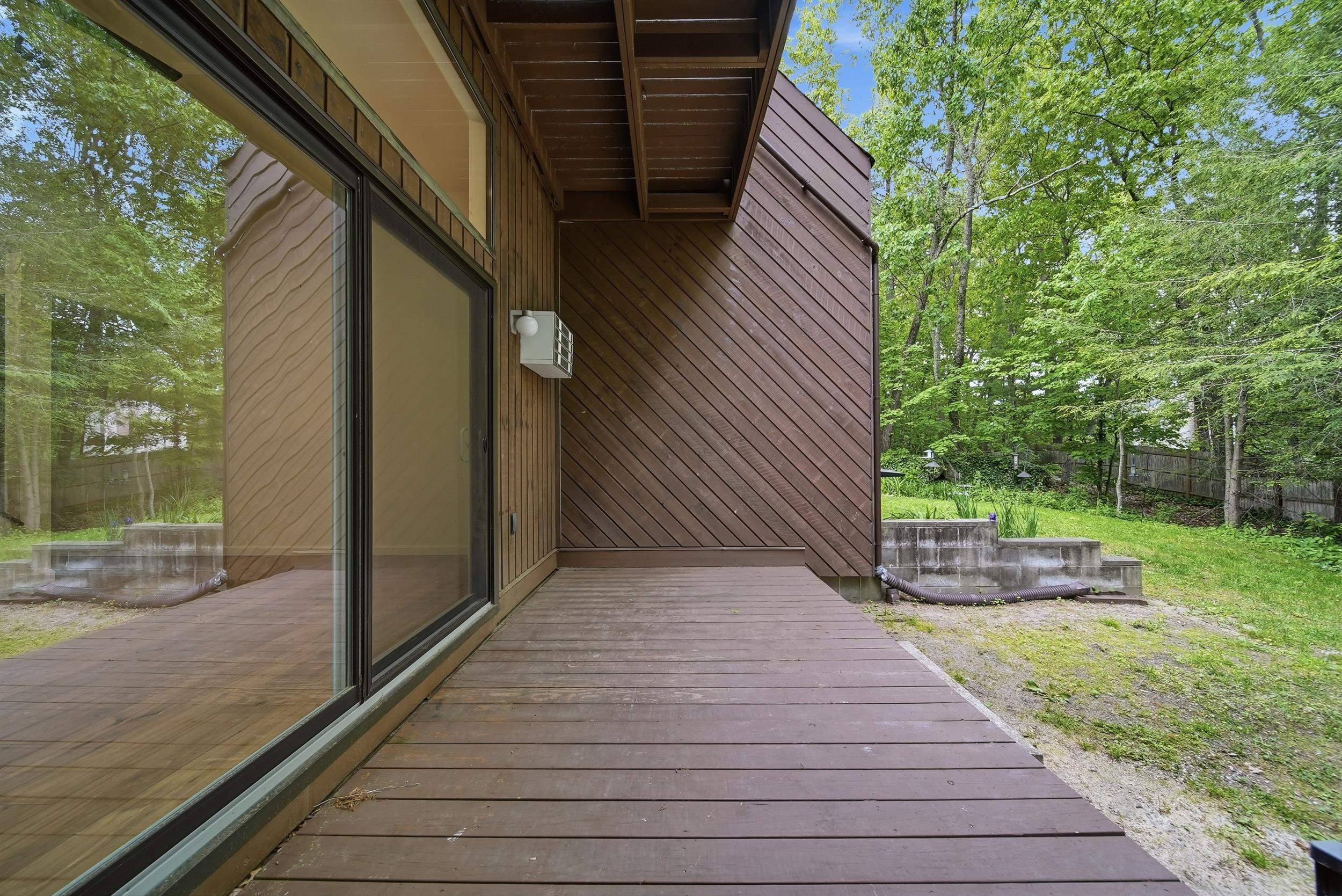 25 Silverton Drive