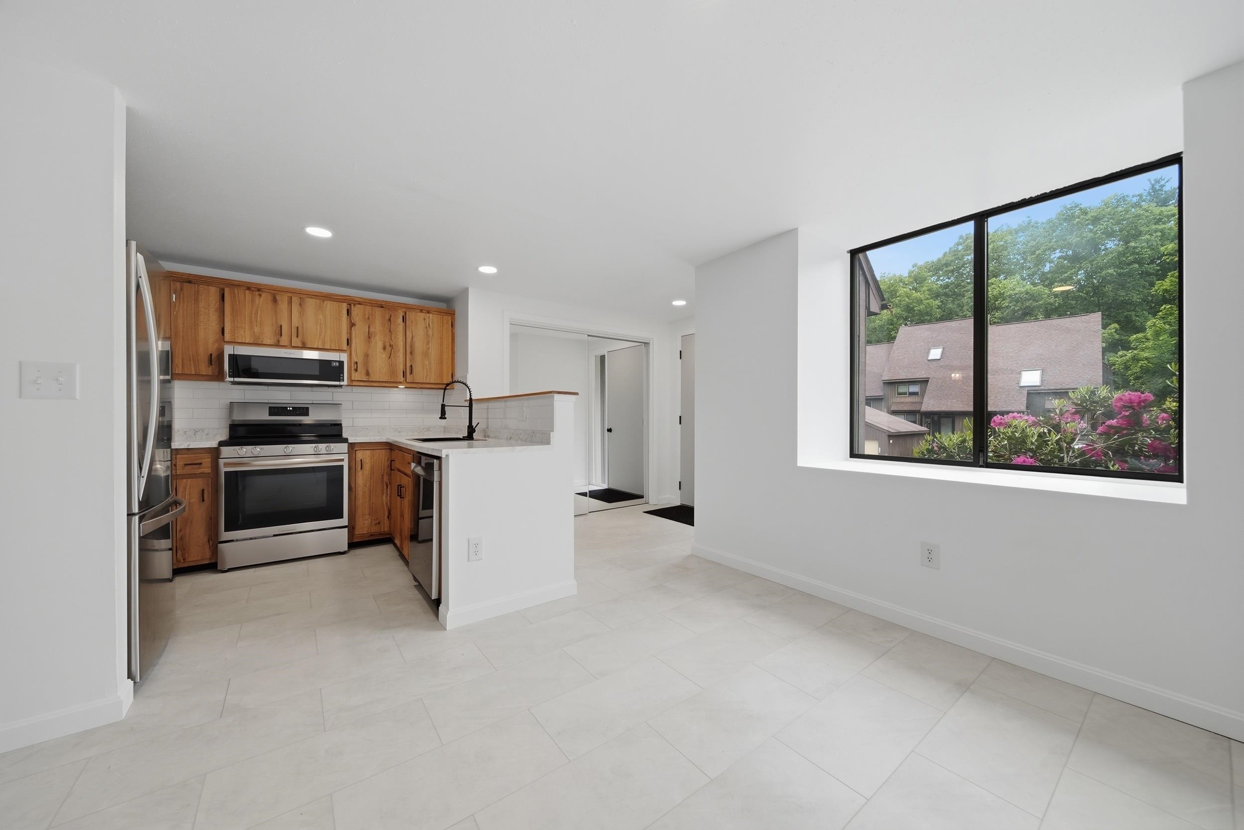25 Silverton Drive