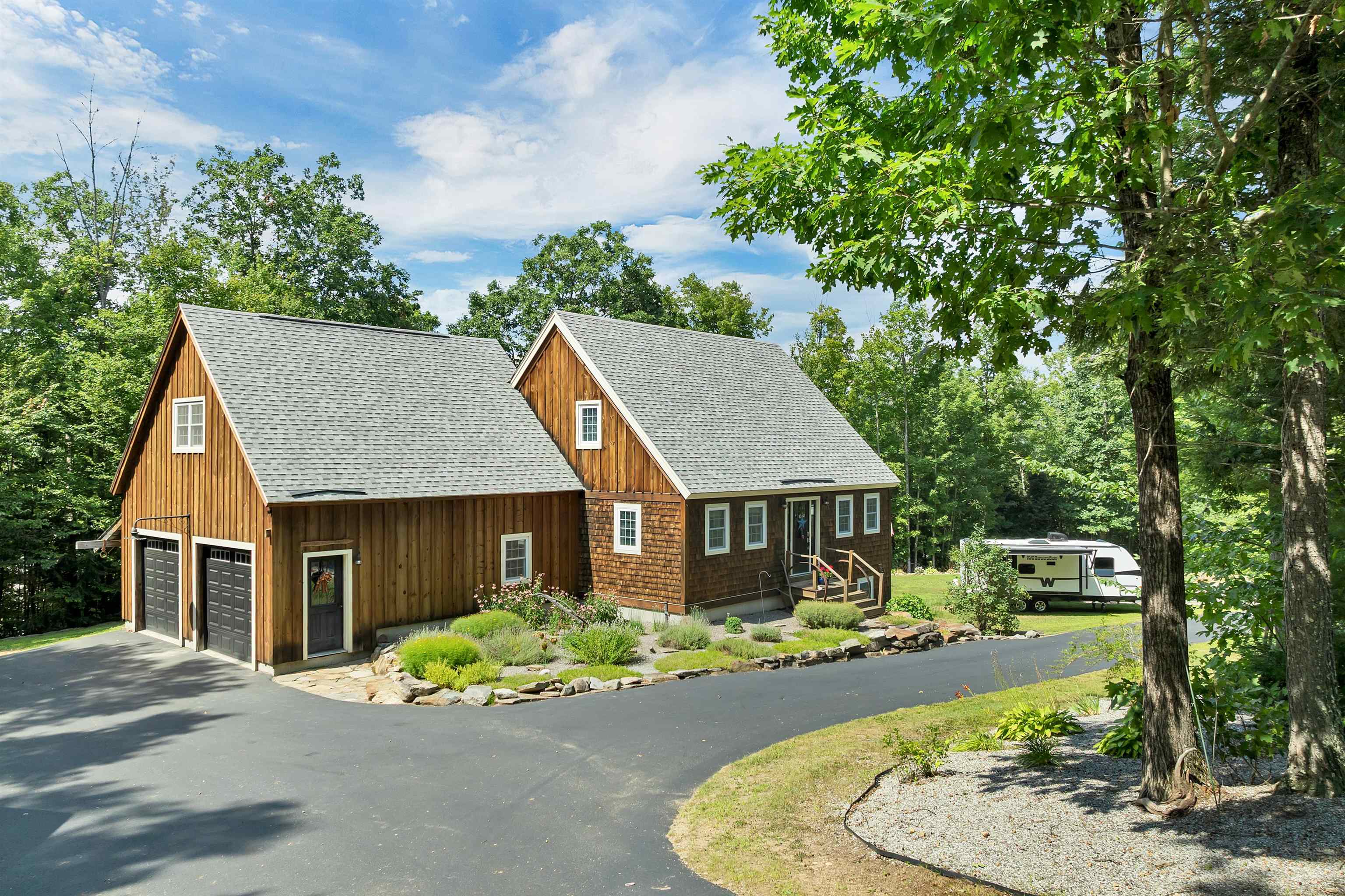 16 Valley View Road