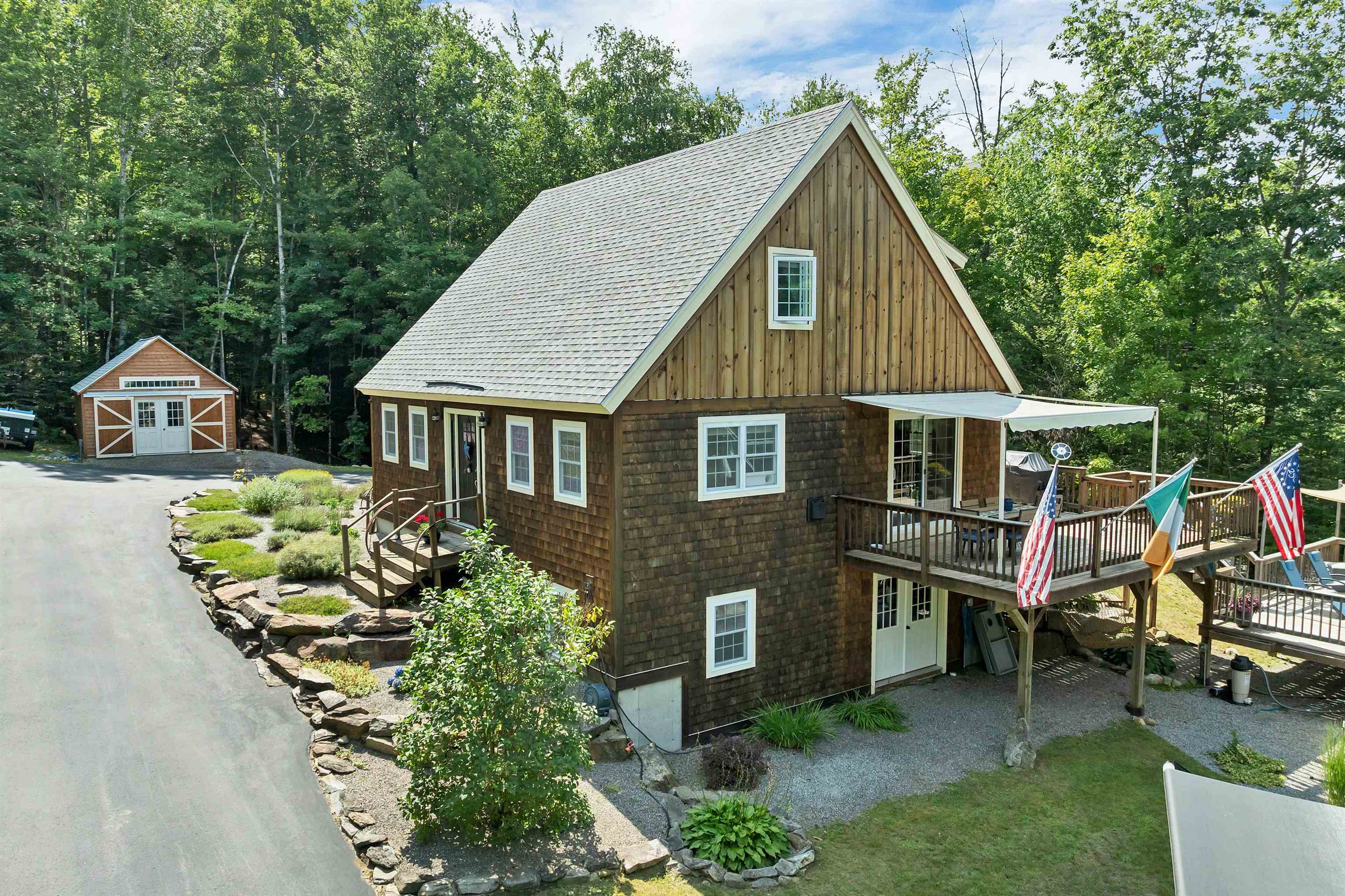 16 Valley View Road