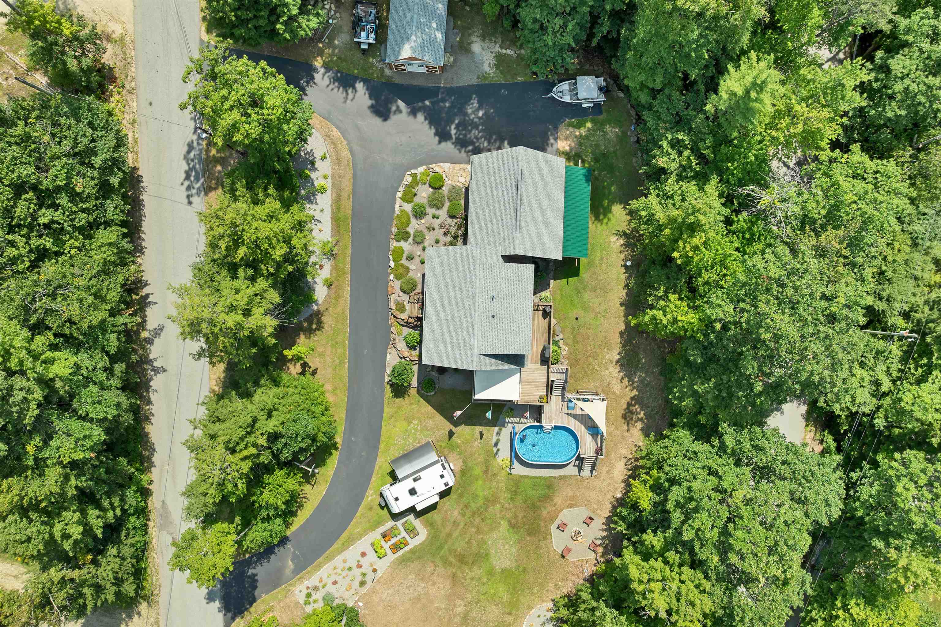16 Valley View Road