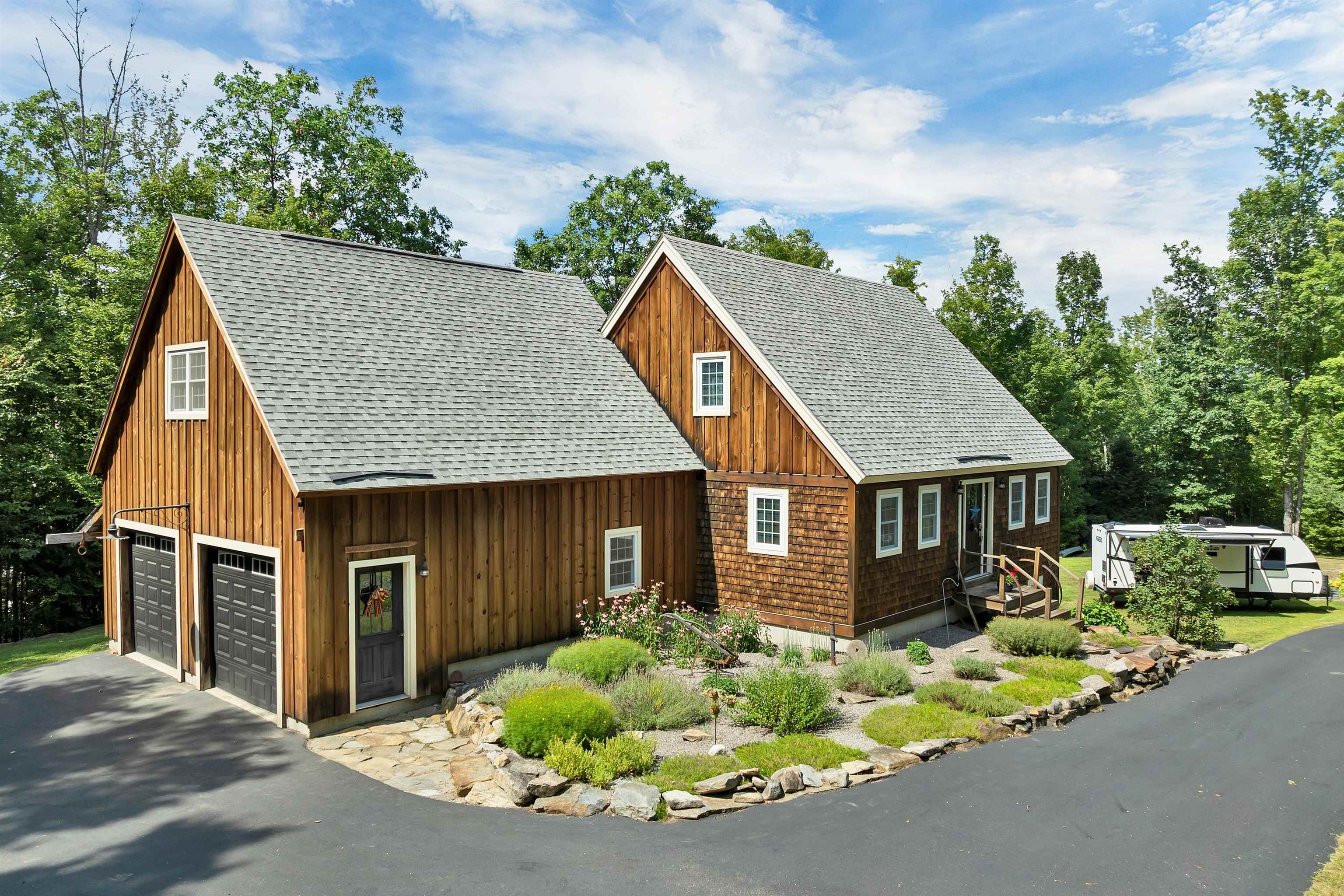 16 Valley View Road