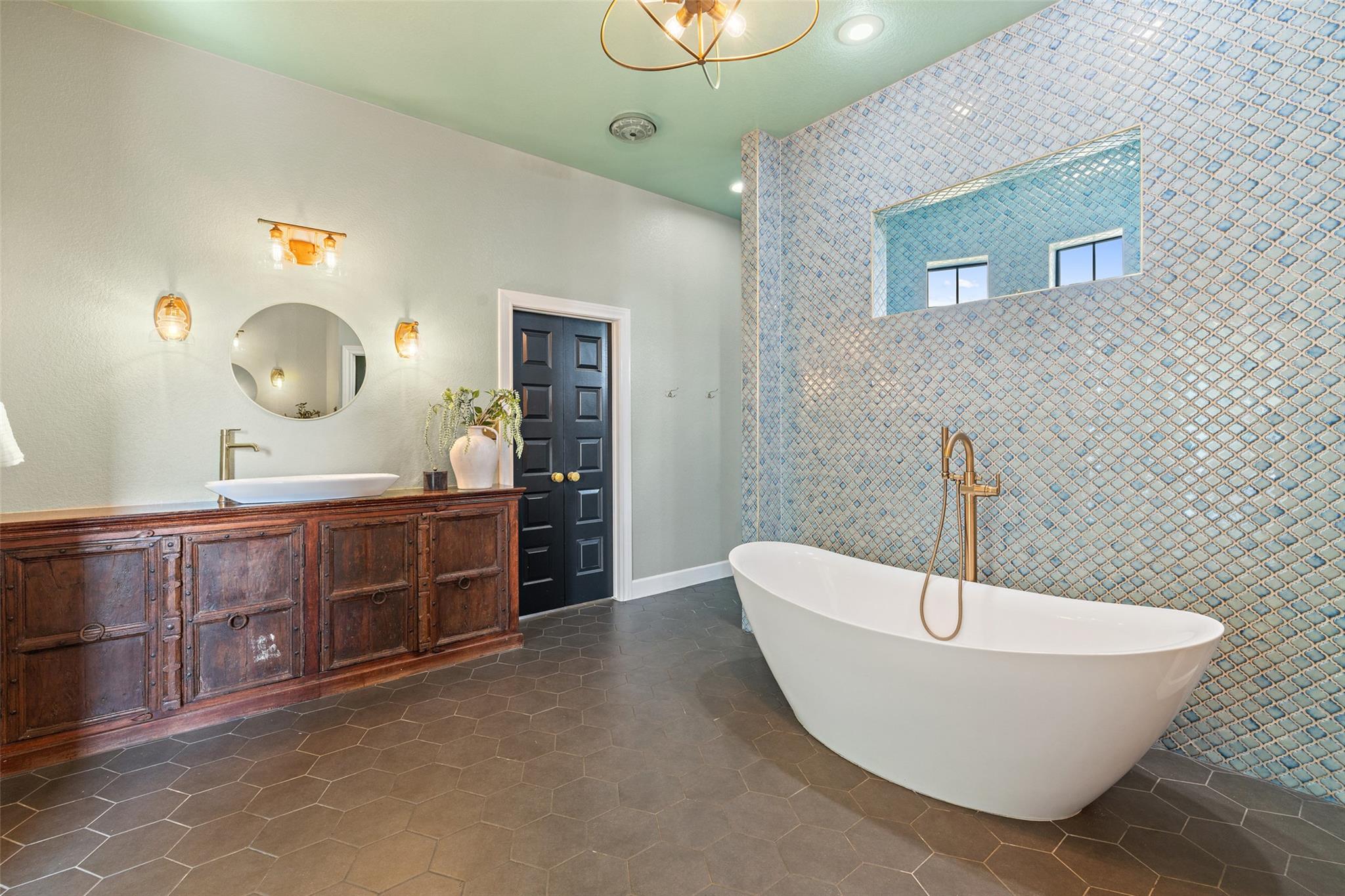 1652 County Road 307