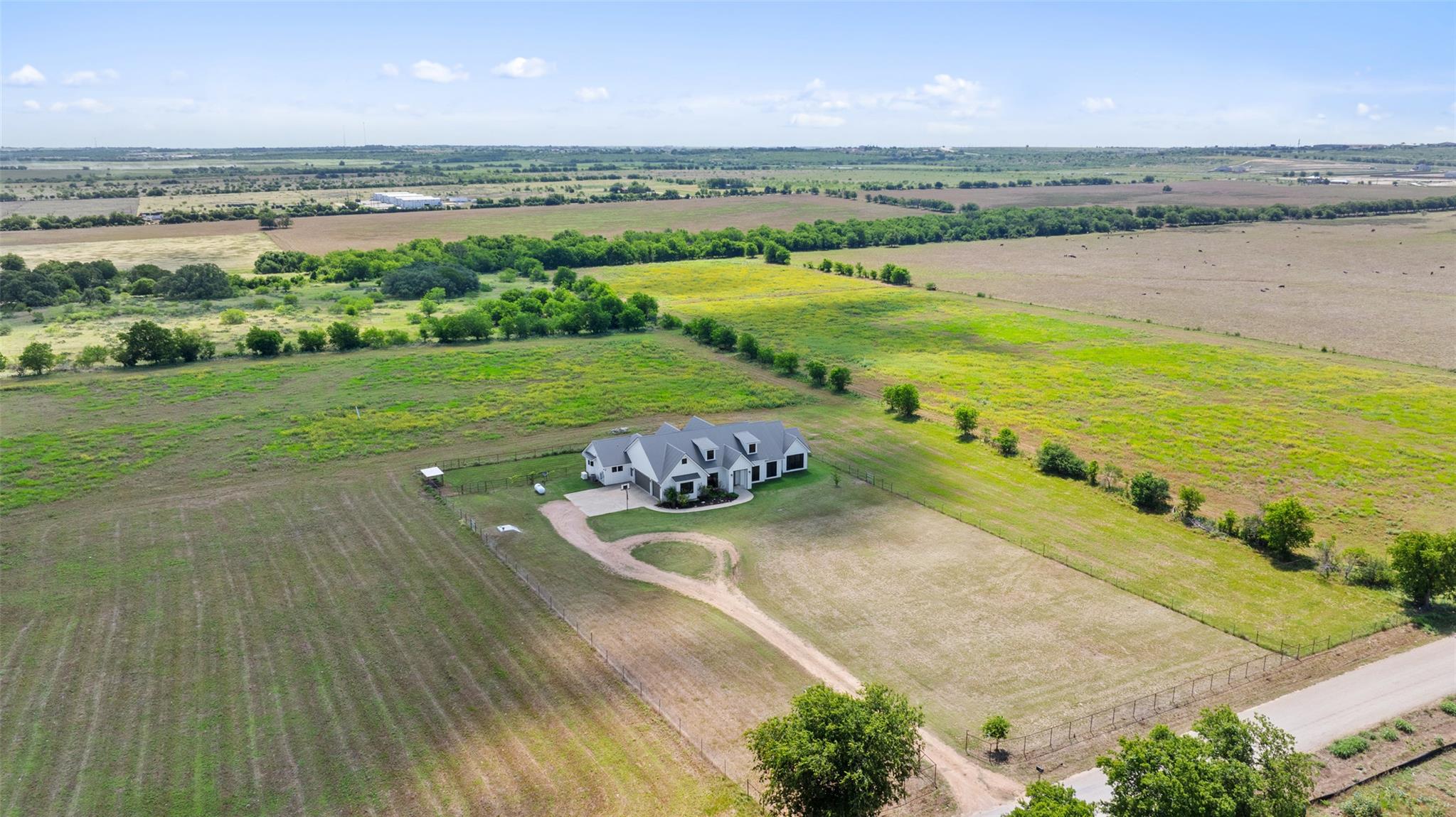 1652 County Road 307