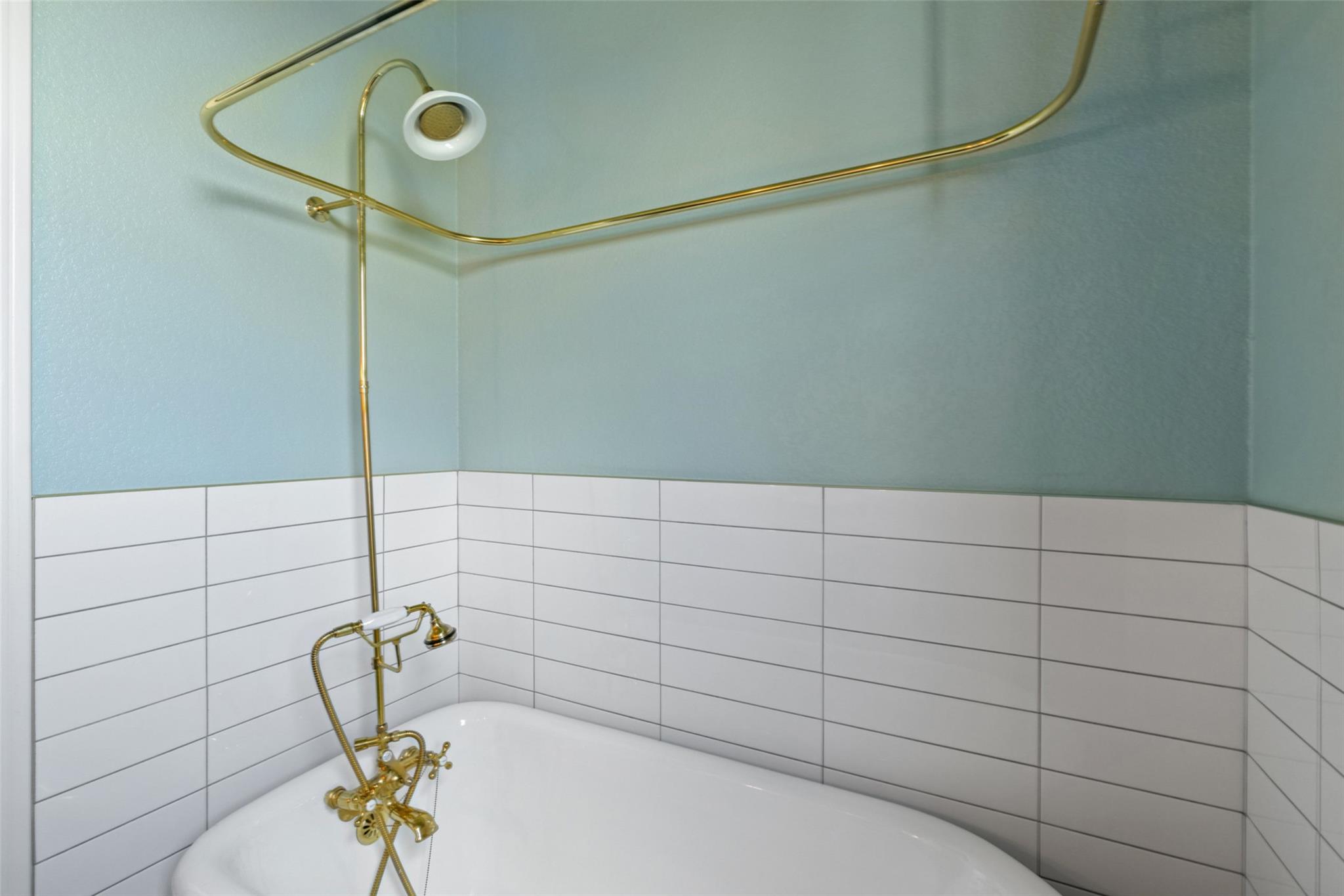 1652 County Road 307