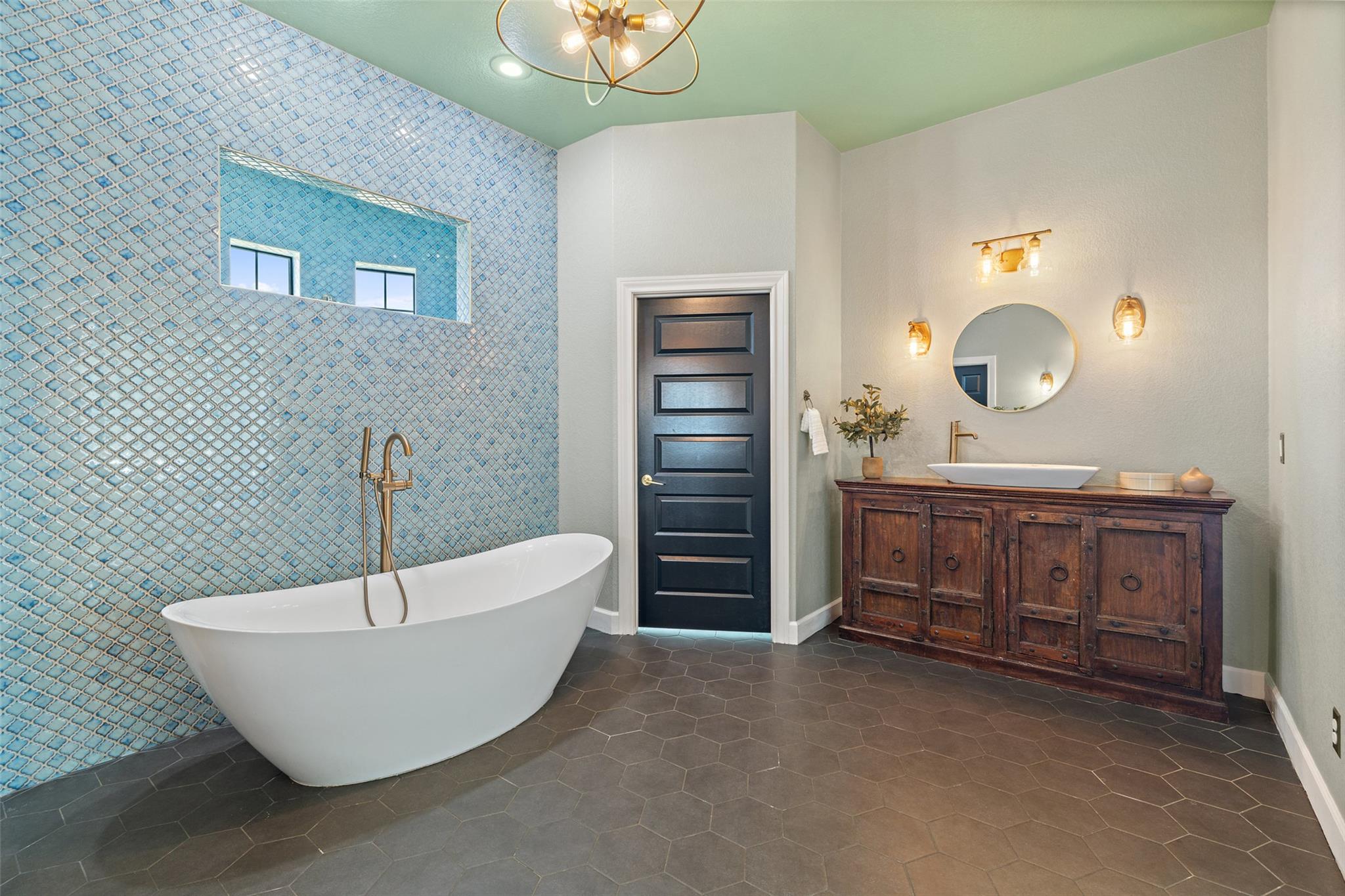 1652 County Road 307