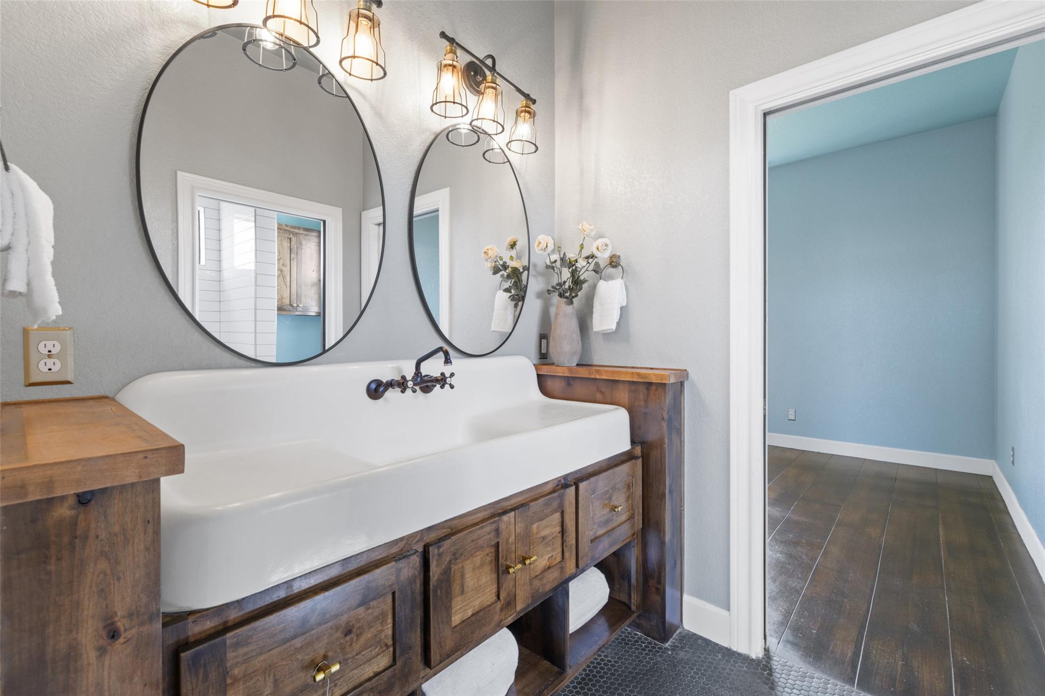 1652 County Road 307