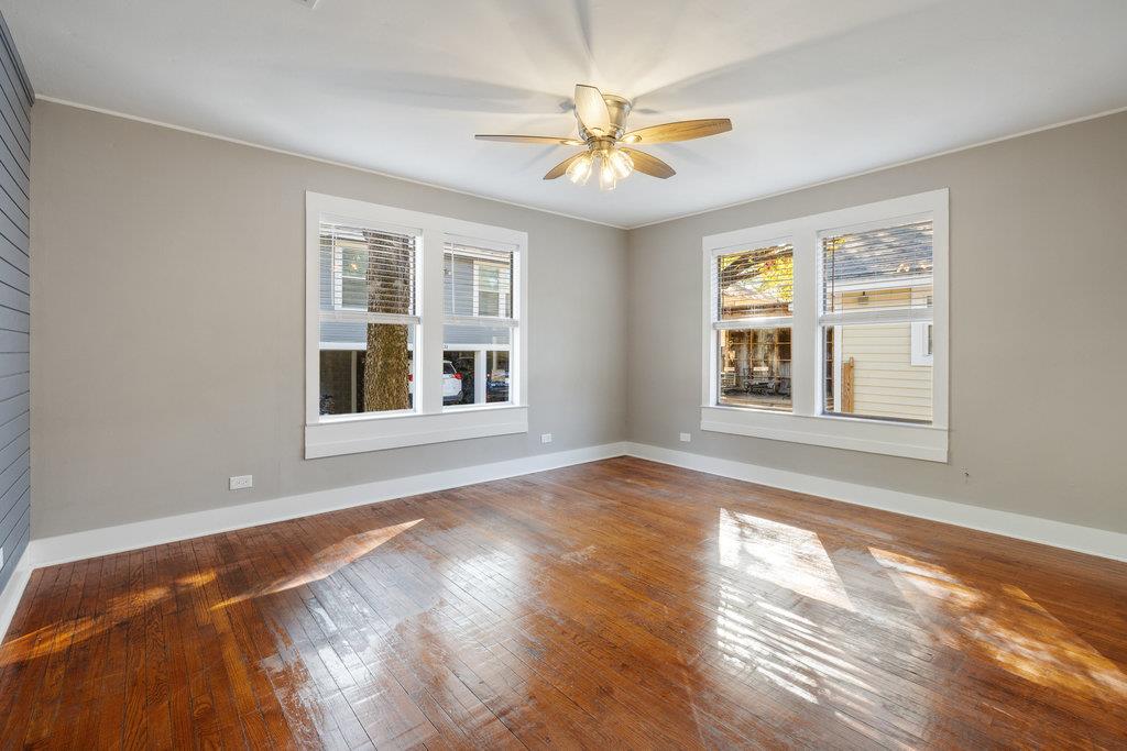 1223, 1223 1/2 & 1225 S Austin Ave S