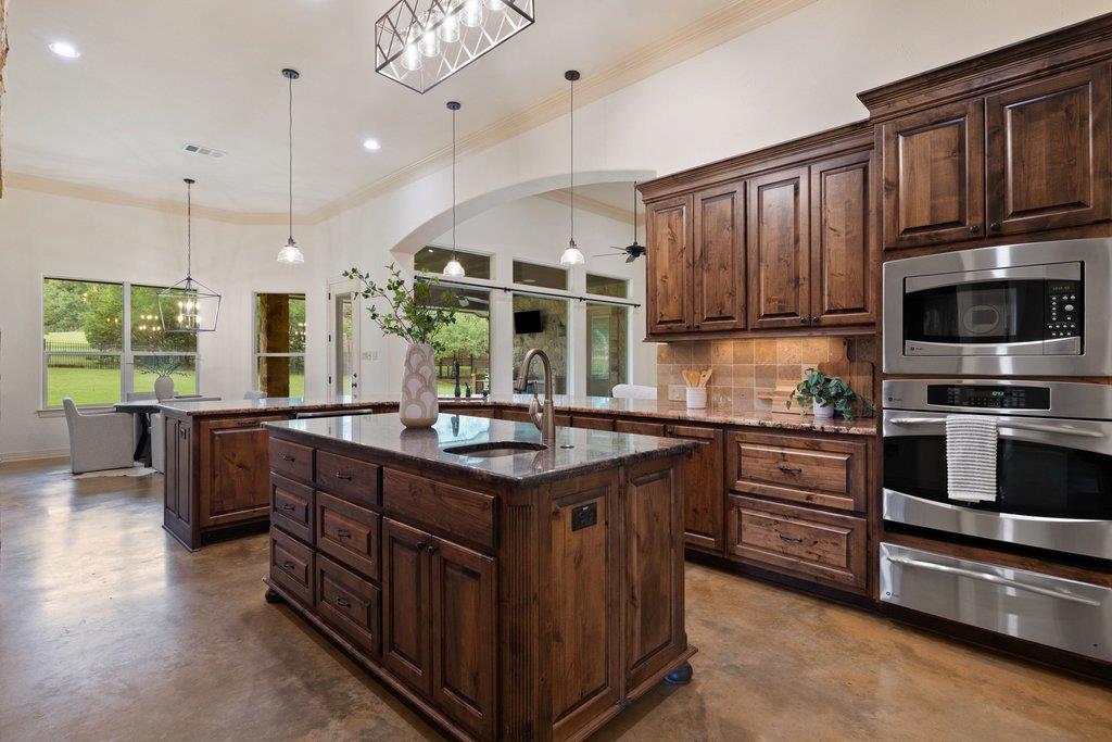 100 Portafino LN