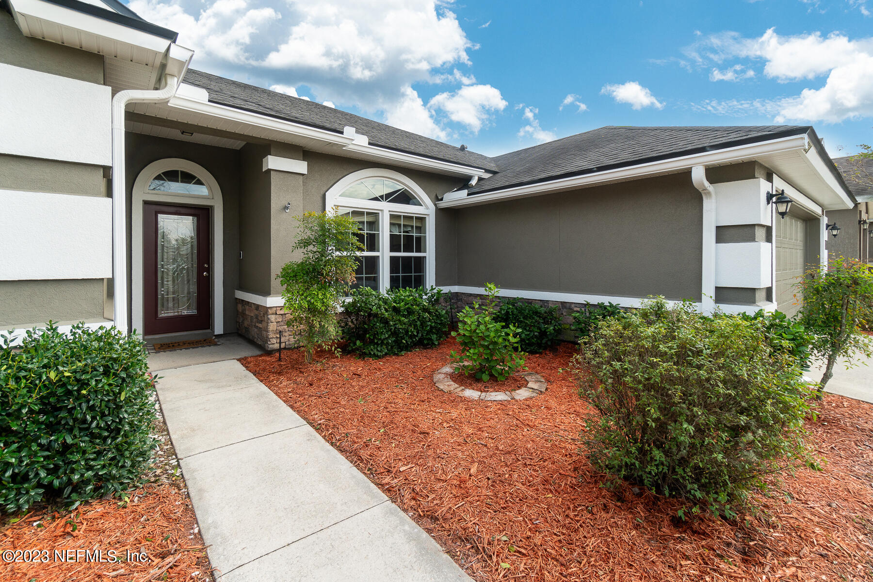 3323 RIDGEVIEW Drive