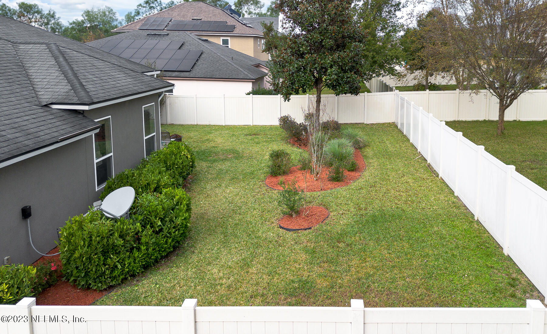 3323 RIDGEVIEW Drive
