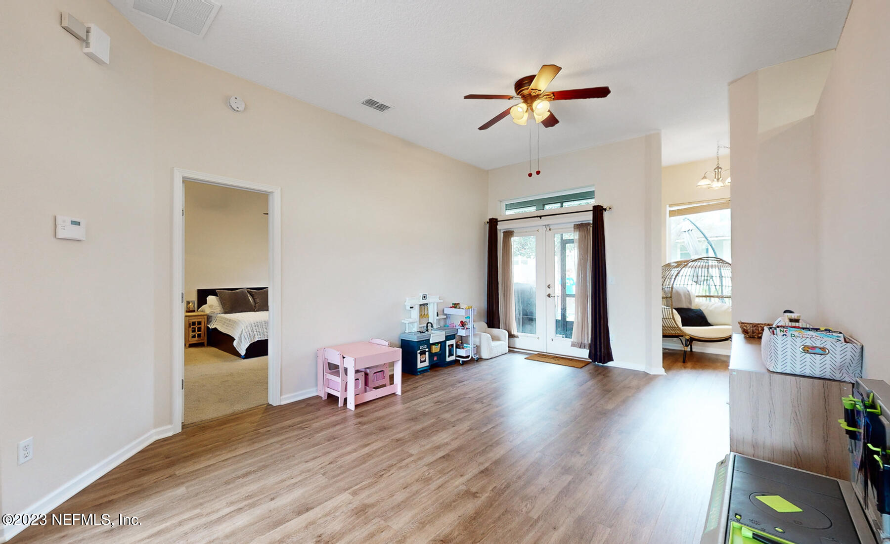 3323 RIDGEVIEW Drive