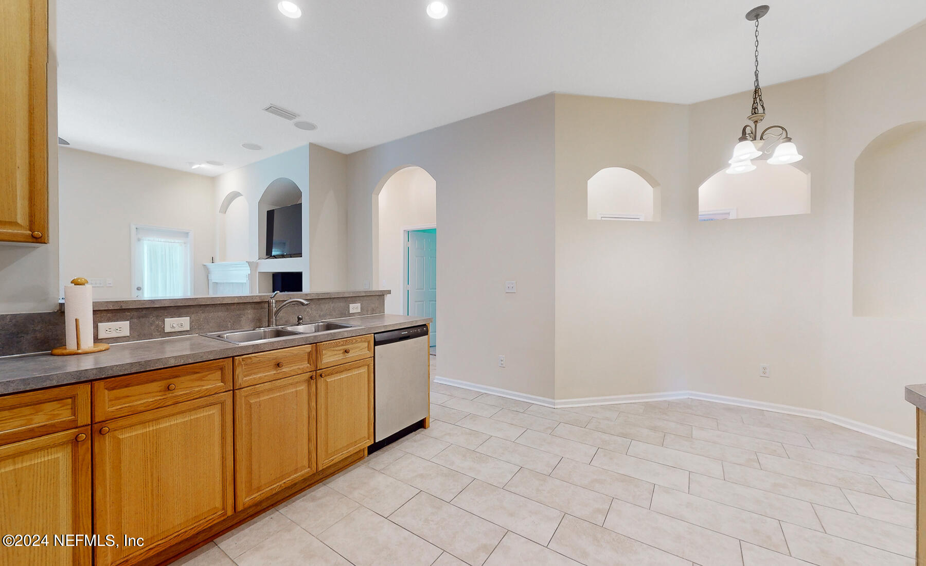 760 BONAPARTE Drive