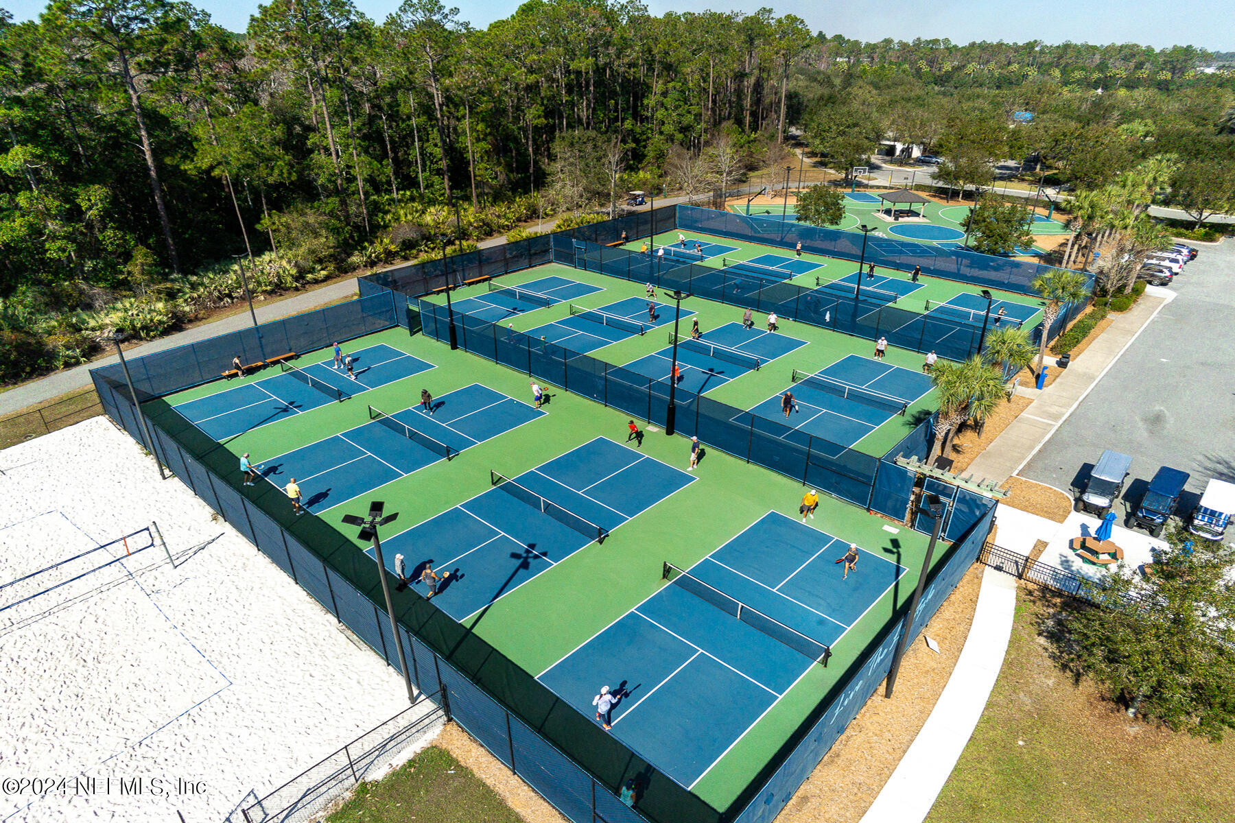 15 MYRTLE BROOK Bend