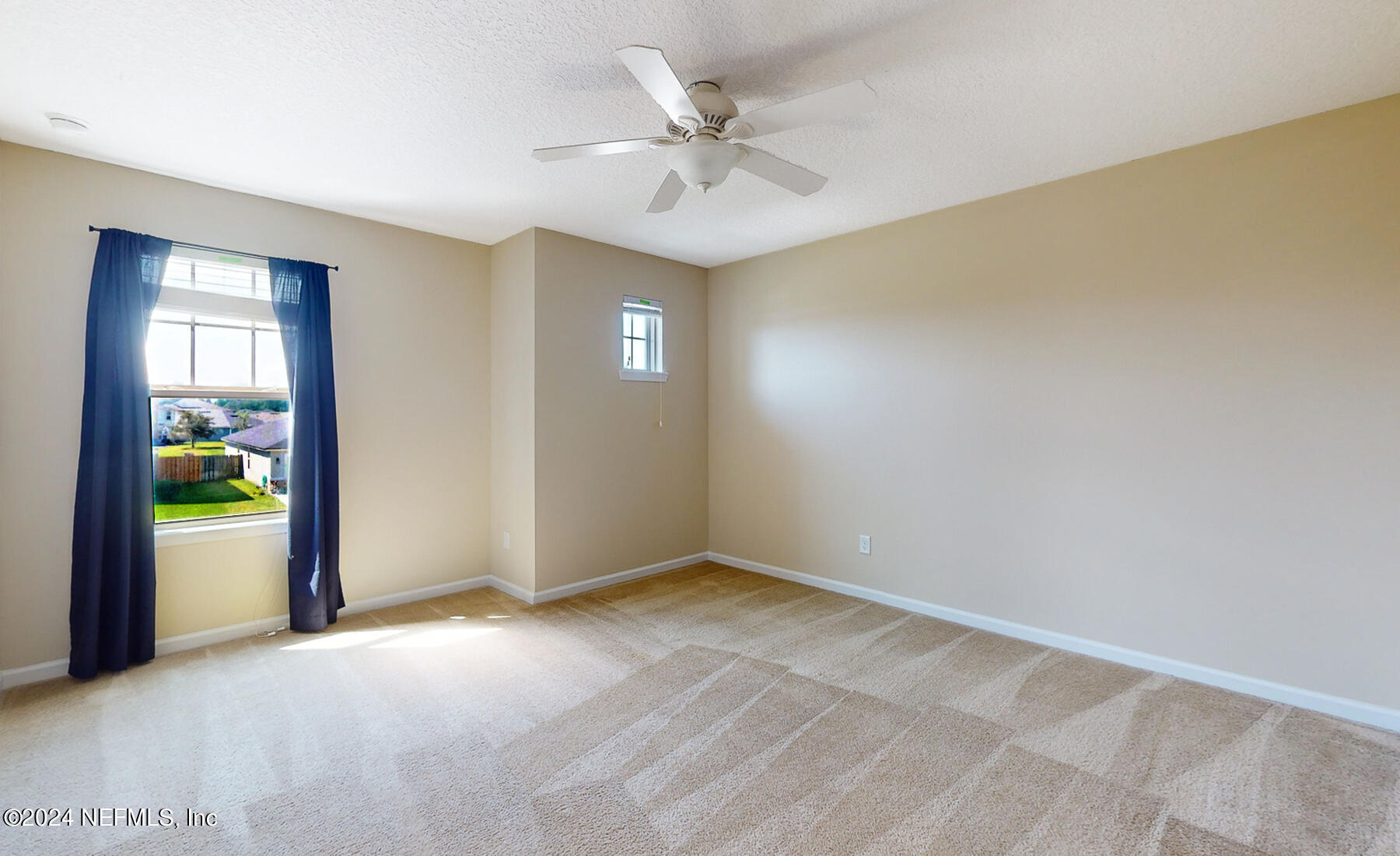 1435 NOCHAWAY Drive